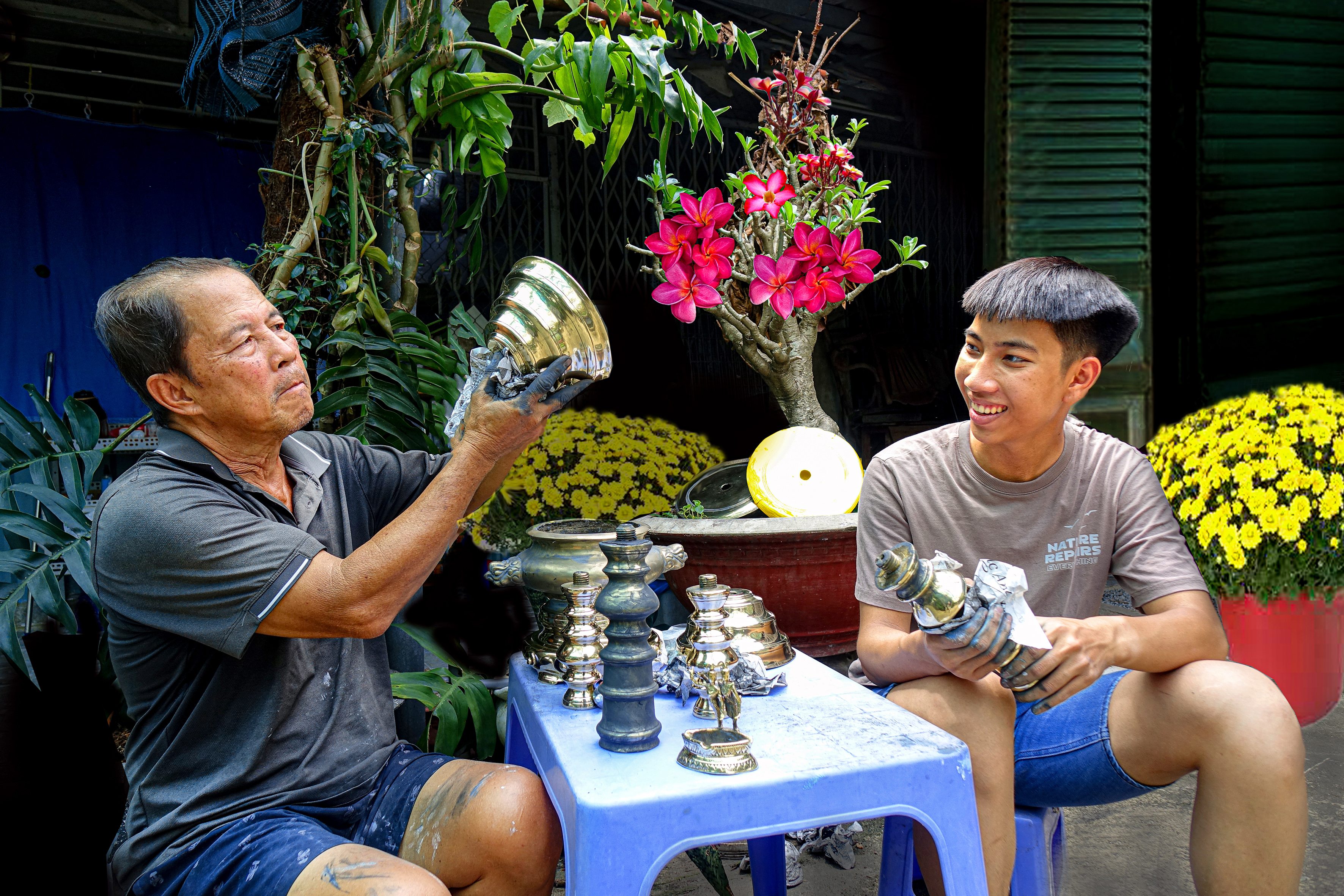 CÔNG VIỆC NGÀY GIÁP TẾT_BÙI VĂN VÂN.jpg