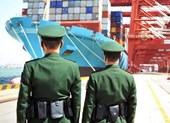 Ông Trump duyệt đánh thuế lên 50 tỉ USD hàng Trung Quốc
