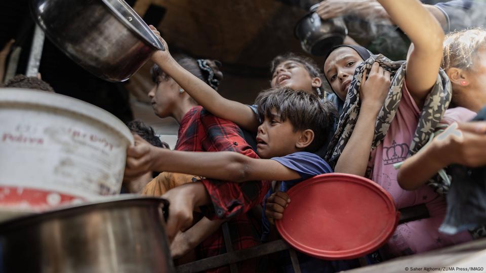 Dân Gaza đói cái ăn.jpg