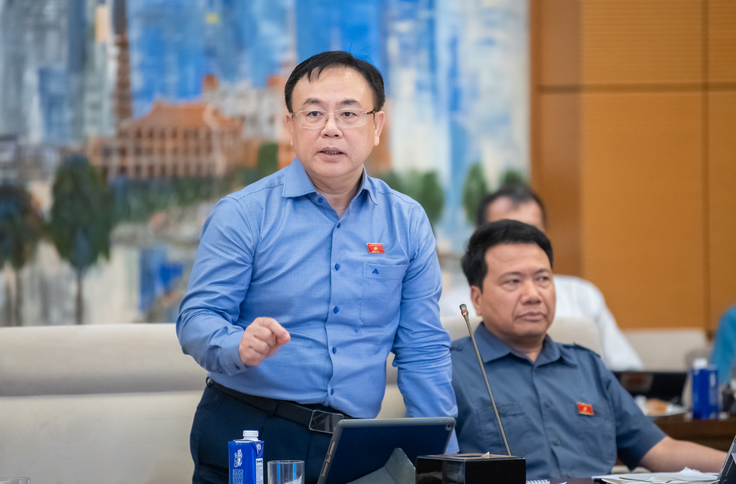 p6+7-nguyen-cong-long.jpg