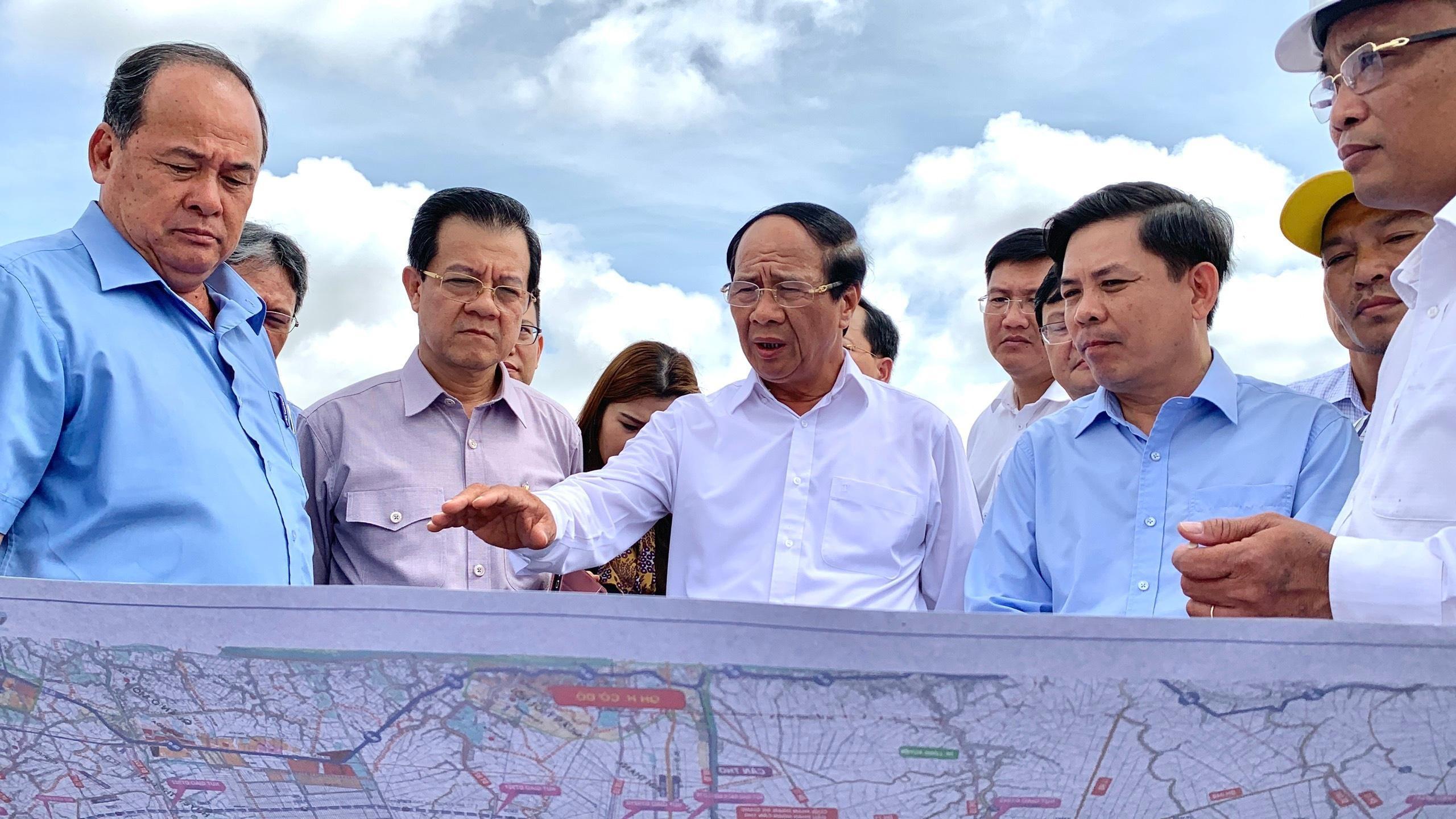 cao tốc Châu Đốc - Cần Thơ - Sóc Trăng