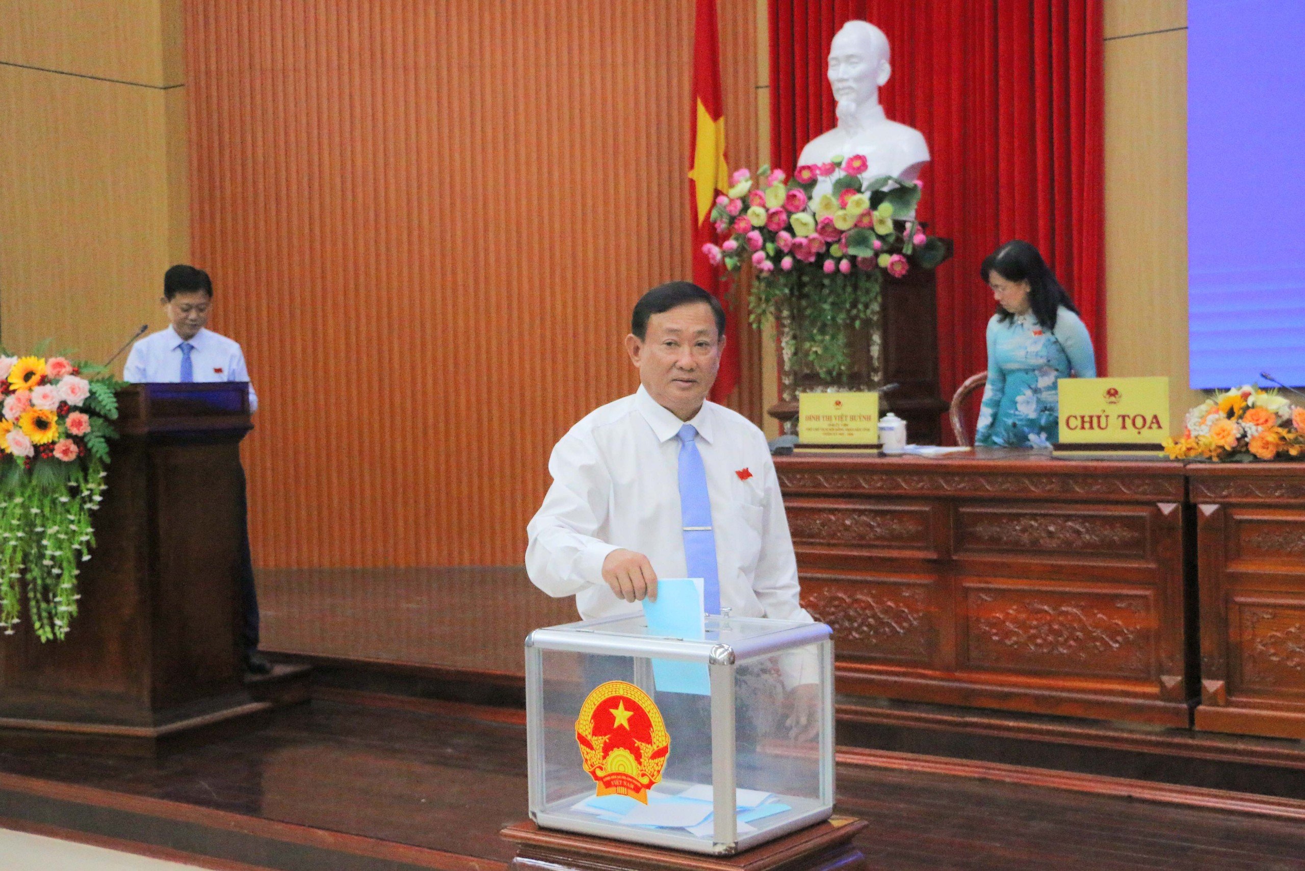 bai-nhiem-chu-tich-an-giang-2.jpg