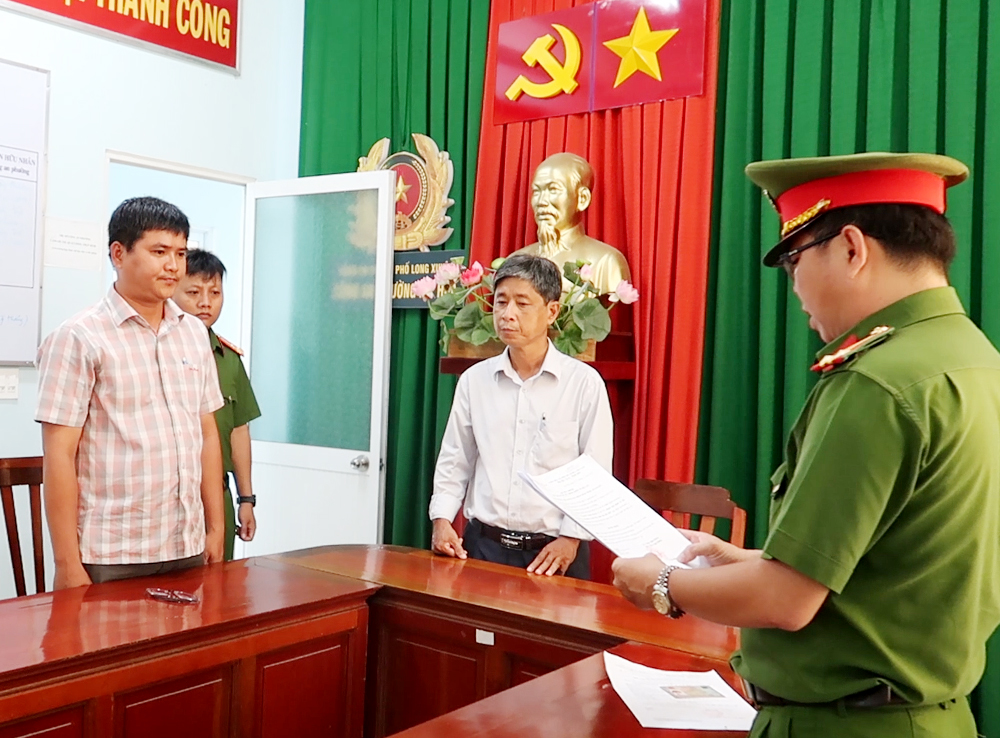 Vụ sai phạm trong bồi thường đất ở An Giang: Triệu tập 2 Phó chủ tịch UBND TP Long Xuyên