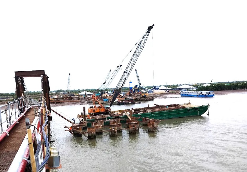 cầu Ba Lai 8