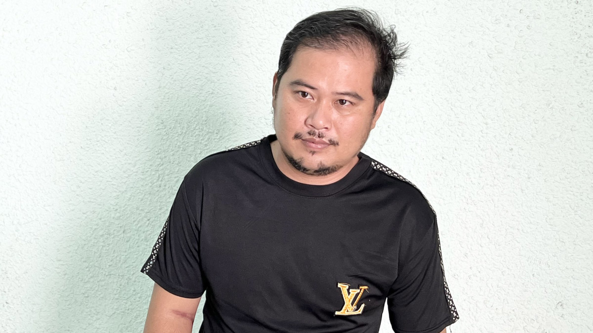 giả thương lái mua heo.jpg