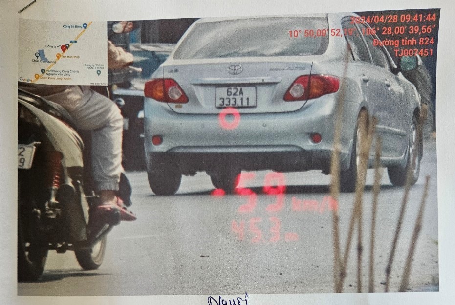 Ngã tư Hựu Thạnh 1.jpg