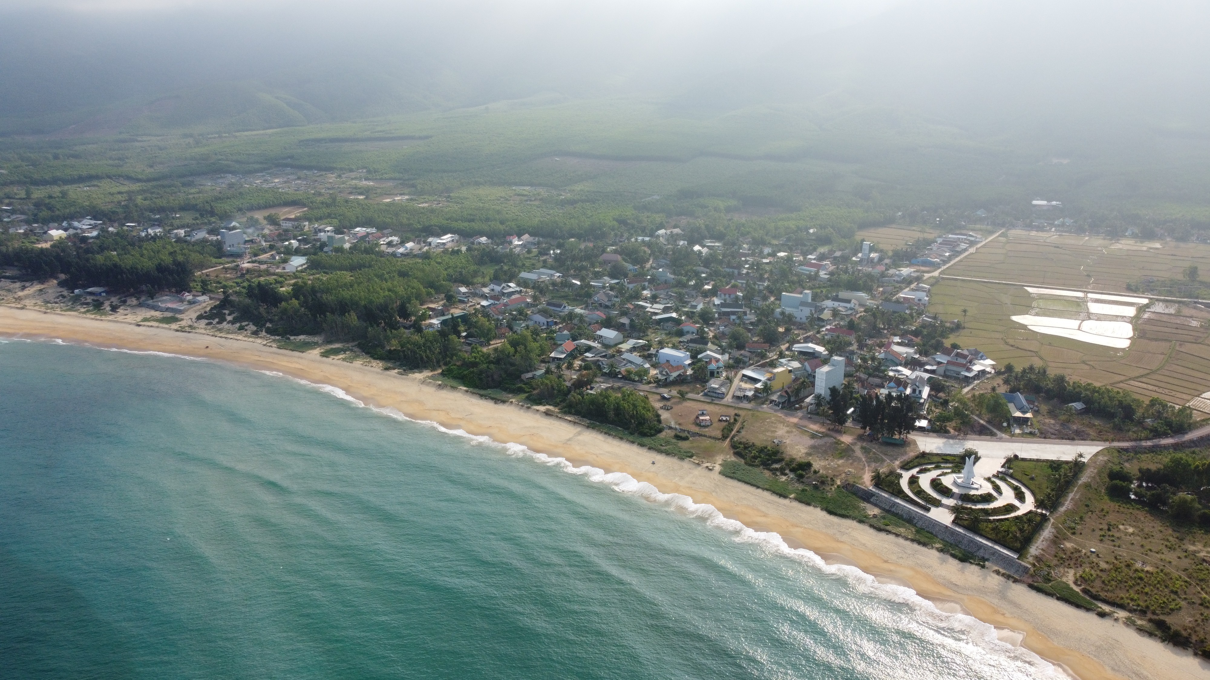 Một góc bãi biển Lộ Diêu