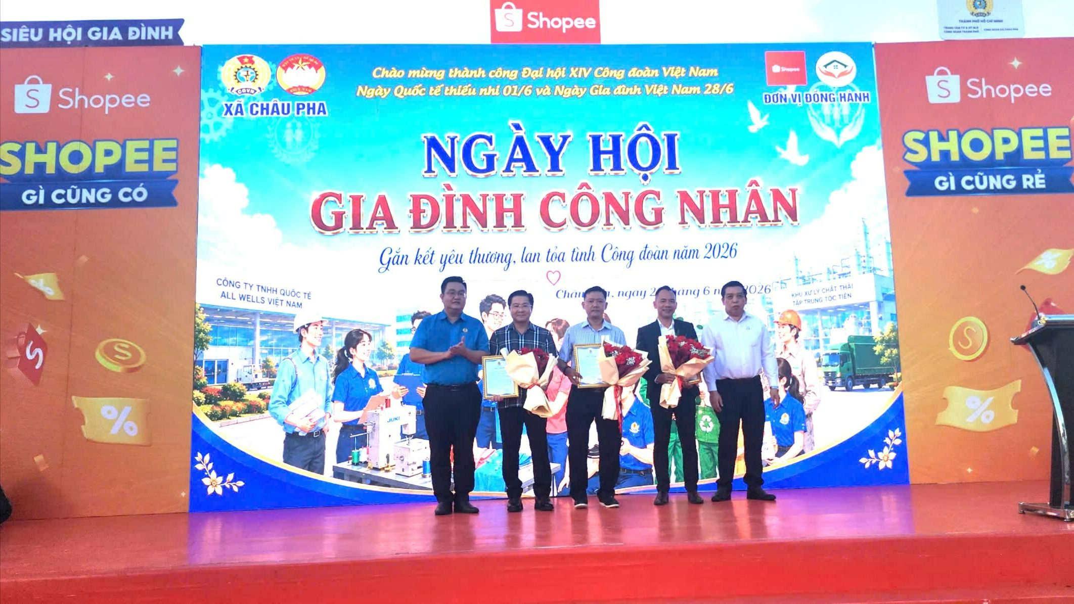 An_cu_cung_nguoi_lao_dong.jpg