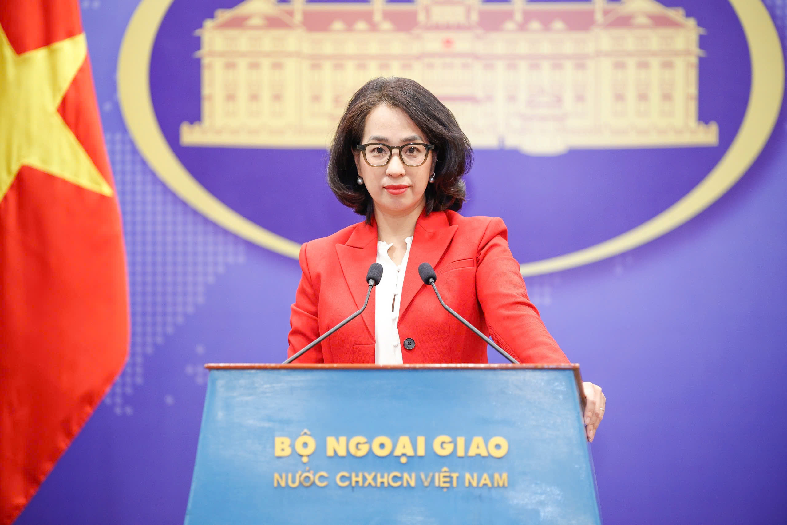 Người phát ngôn Bộ Ngoại giao Phạm Thu Hằng