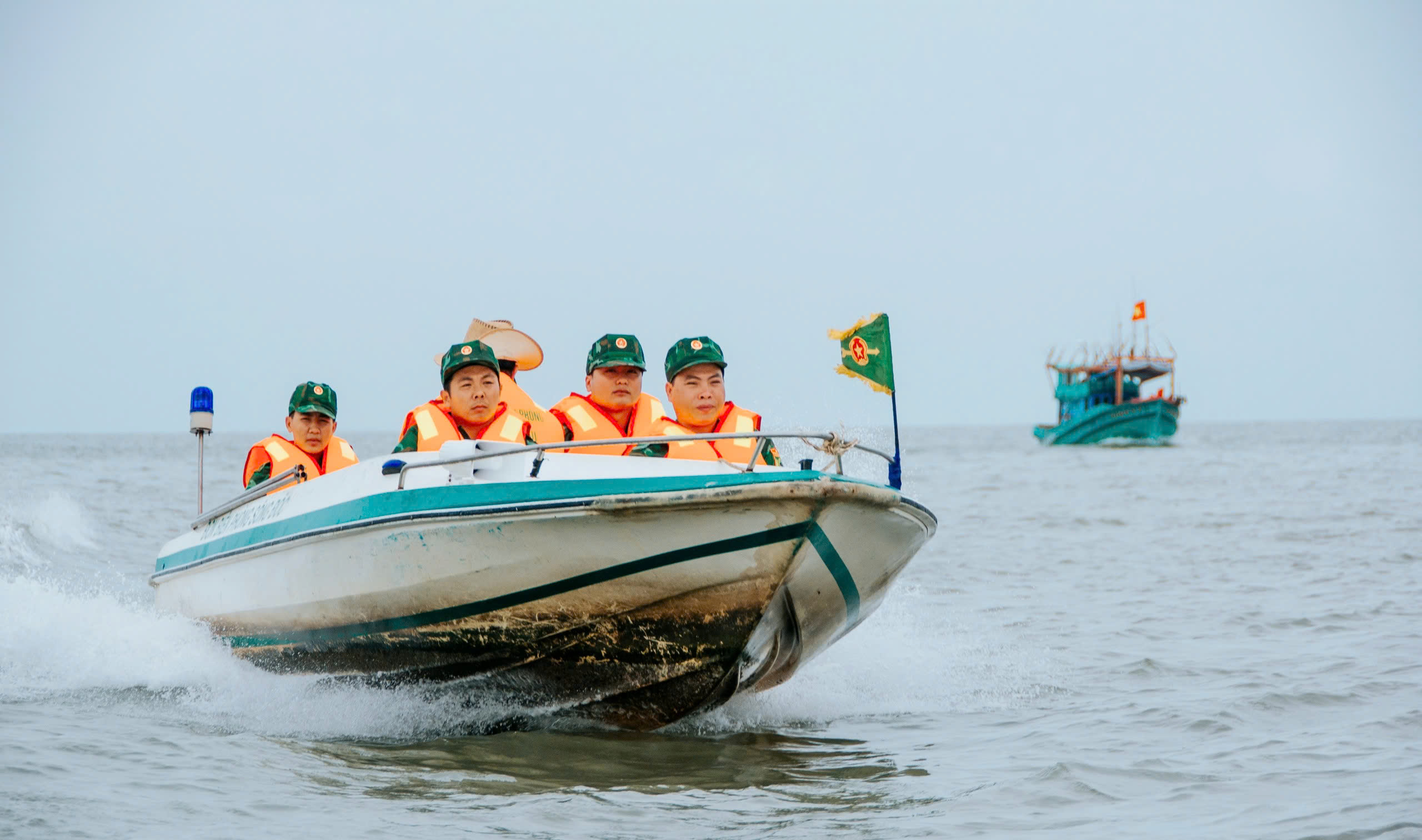 P45_cotphai_cumanh_h2.jpg