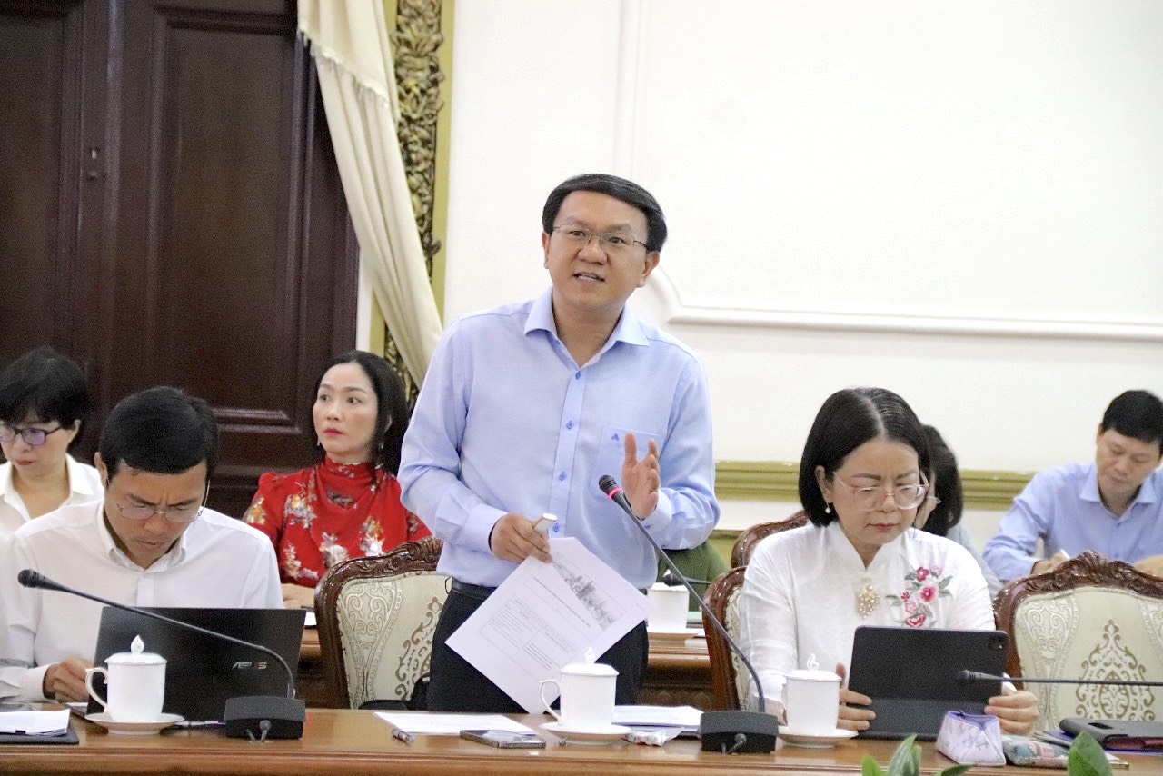 Chủ tịch Phan Văn Mãi: Đầu tư hạ tầng cho cấp cơ sở thực hiện Chuyển đổi số-chuyen-doi-so