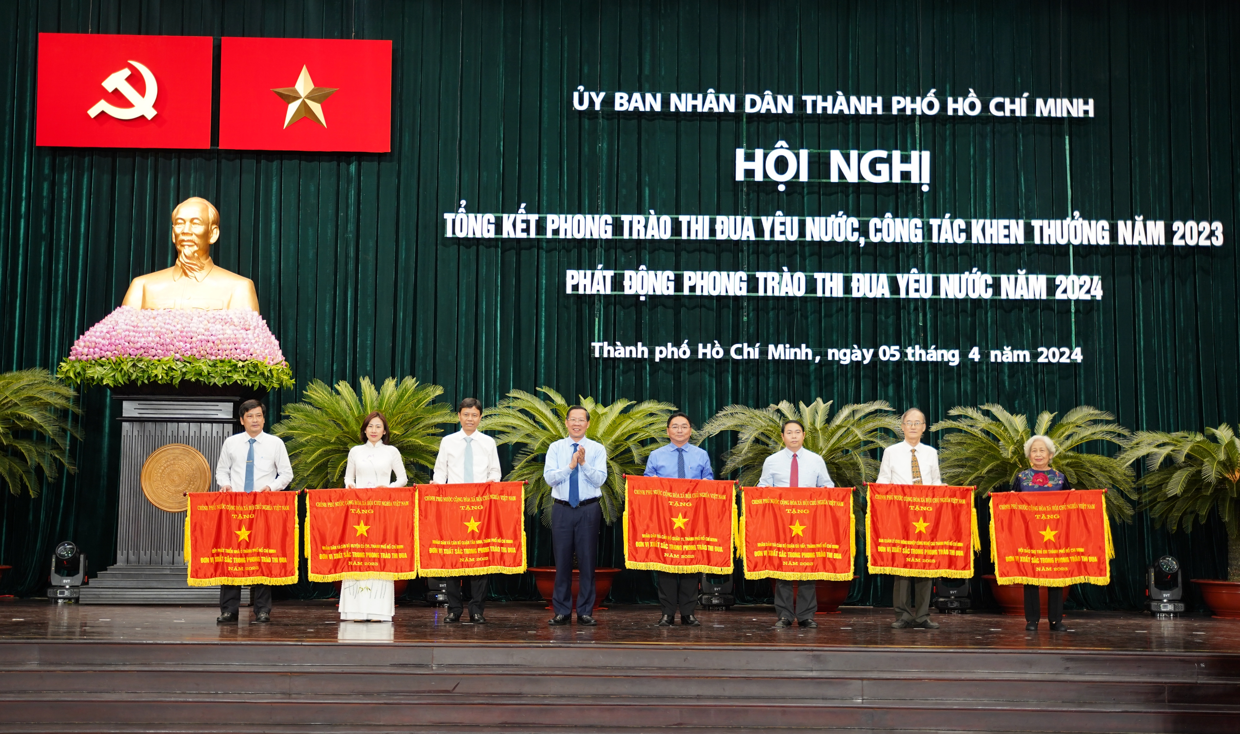 thi-dua-yeu-nuoc-5.jpg