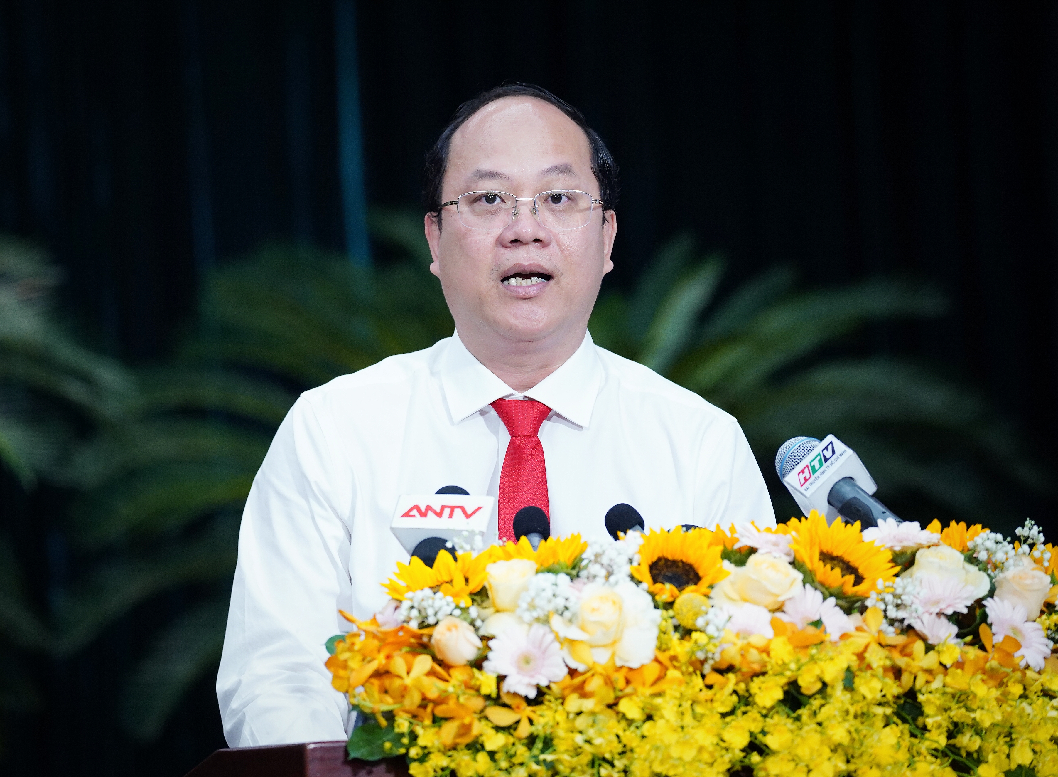 thi-dua-yeu-nuoc-8.jpg