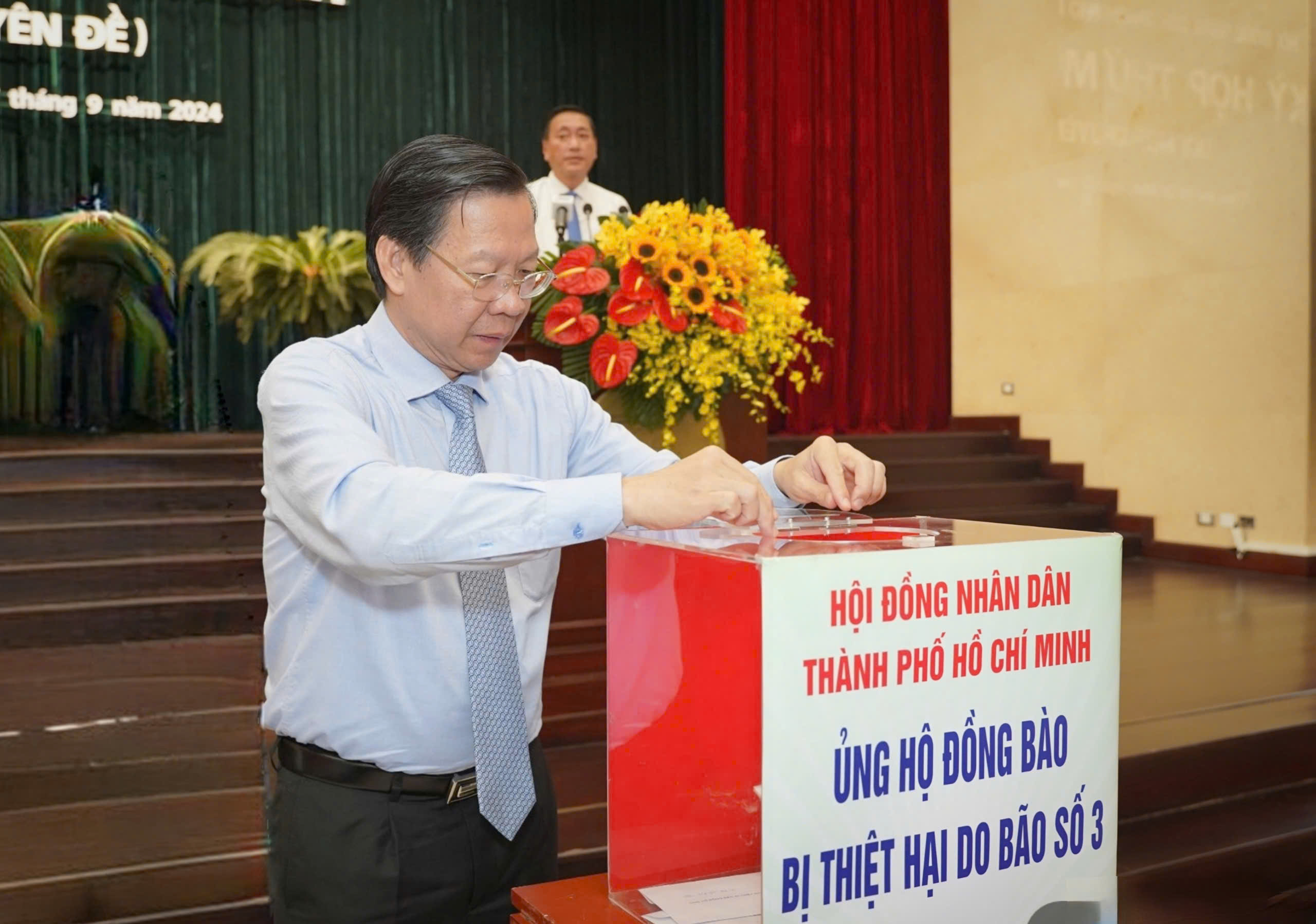 Kỳ họp HĐND TP.HCM đã ủng hộ hơn 893 triệu đồng cho đồng bào bị thiệt hại do bão số 3-bao-so-3-7.jpg