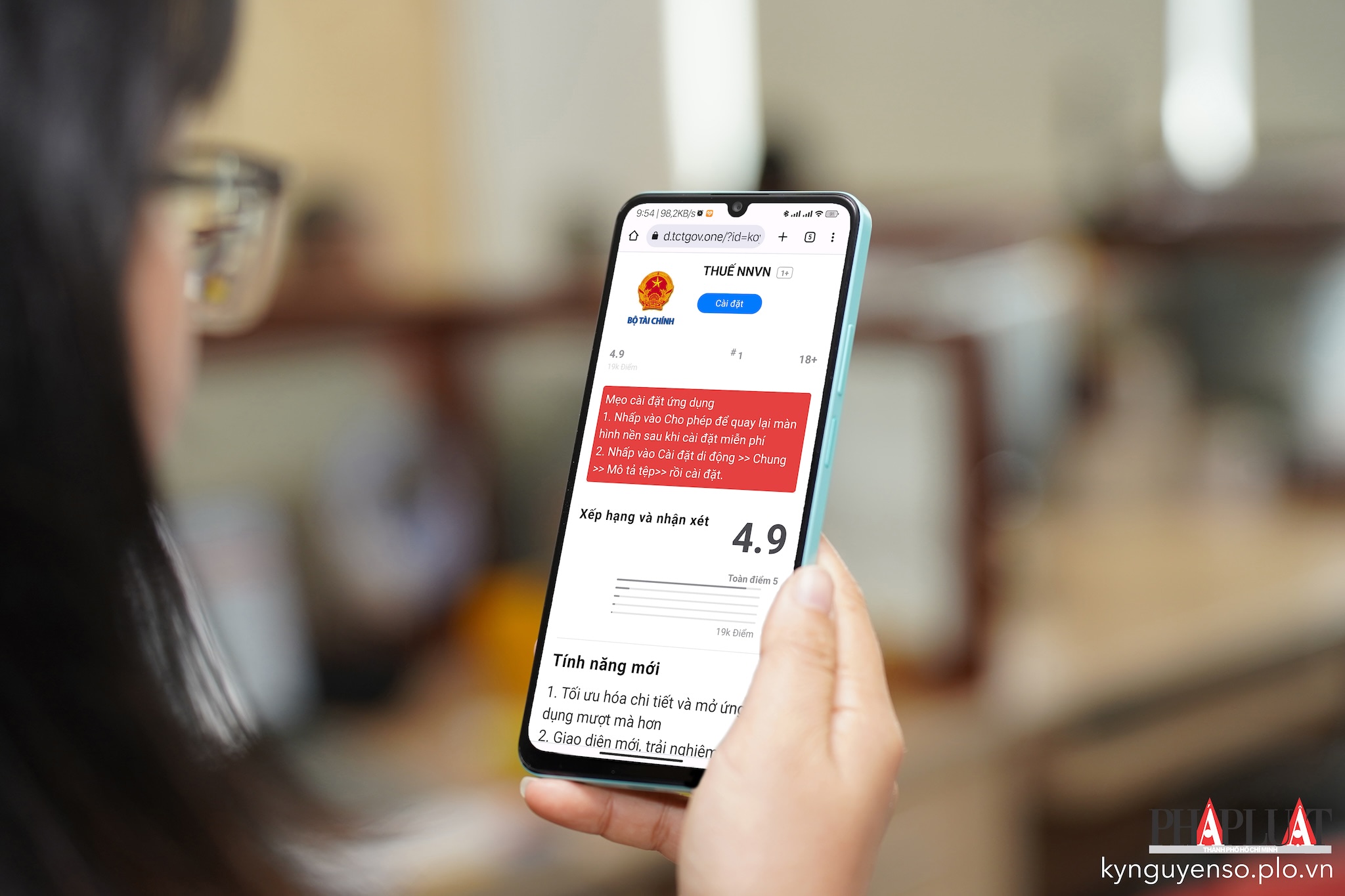 Ứng dụng giả mạo Tổng cục Thuế. Ảnh: TIỂU MINH