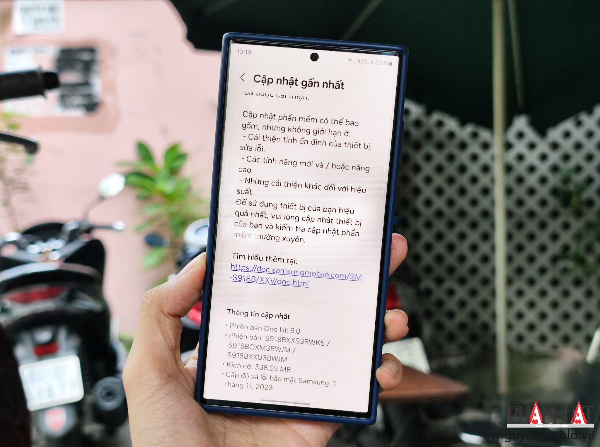 Cập nhật Android 14 trên Samsung Galaxy S23 Ultra. Ảnh: TIỂU MINH