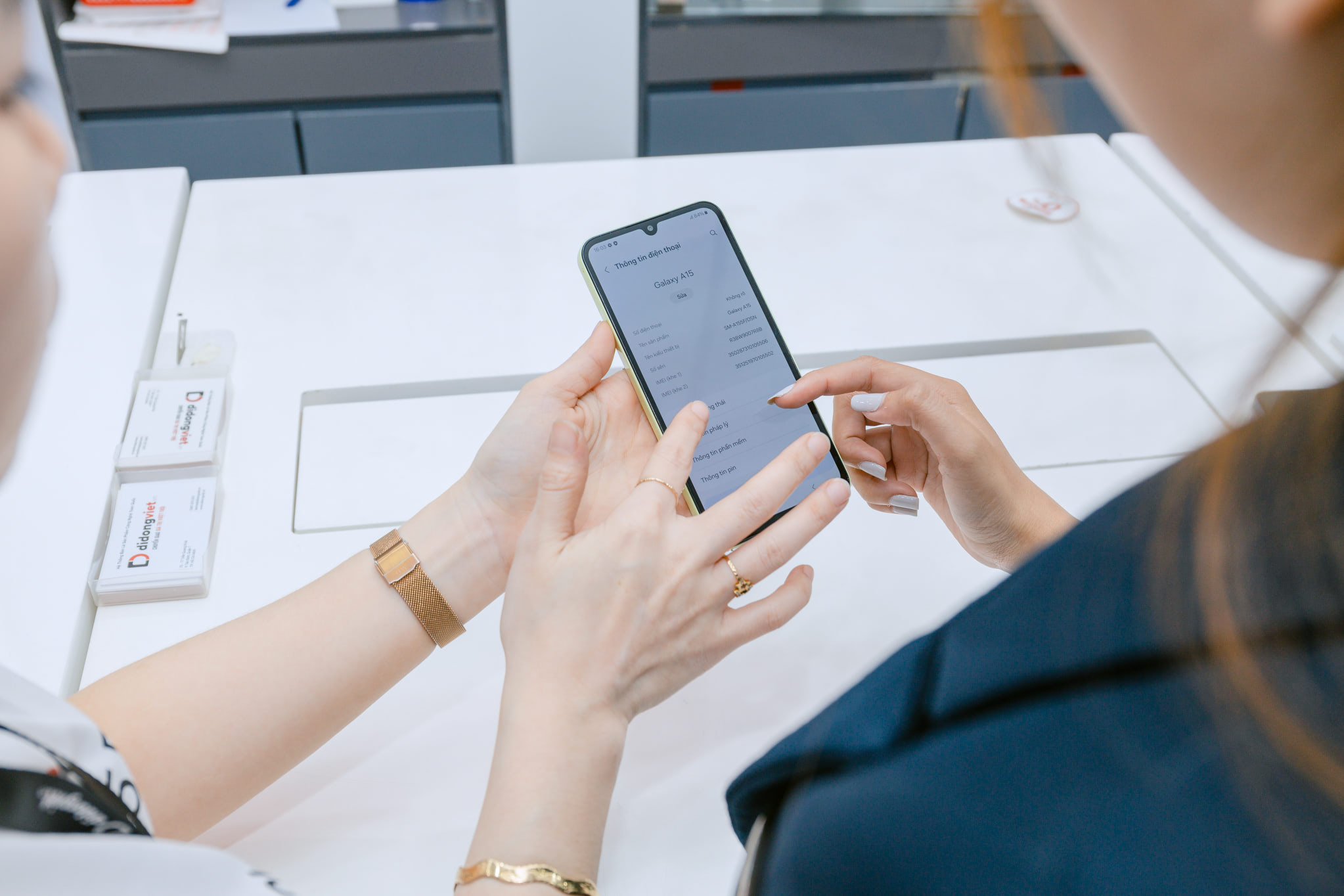 Mẫu điện thoại Samsung giá rẻ Galaxy A15 vừa ra mắt tại thị trường Việt Nam.
