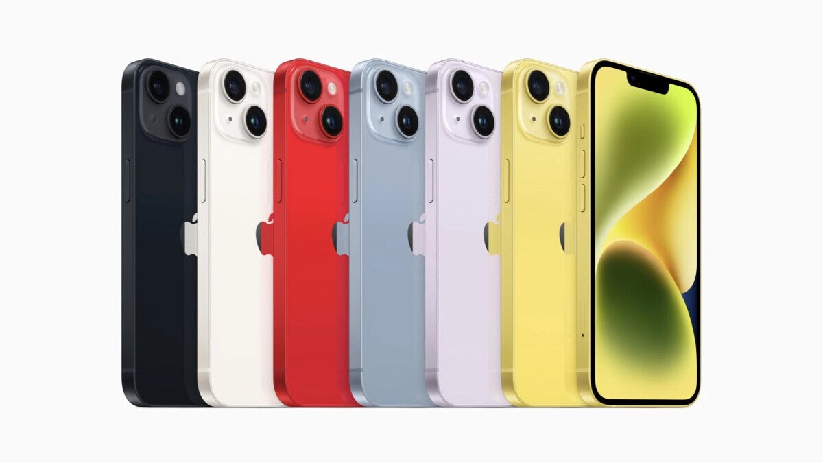 Dù bị chê nhưng iPhone 14 vẫn bán chạy. Ảnh: Apple