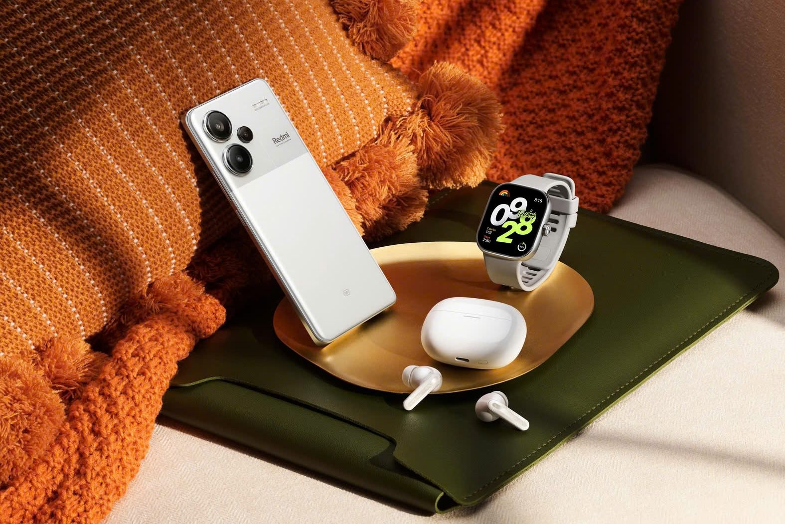 xiaomi-ra-mat-ban-va-bao-mat-thang-9-cho-nhieu-mau-dien-thoai.jpg