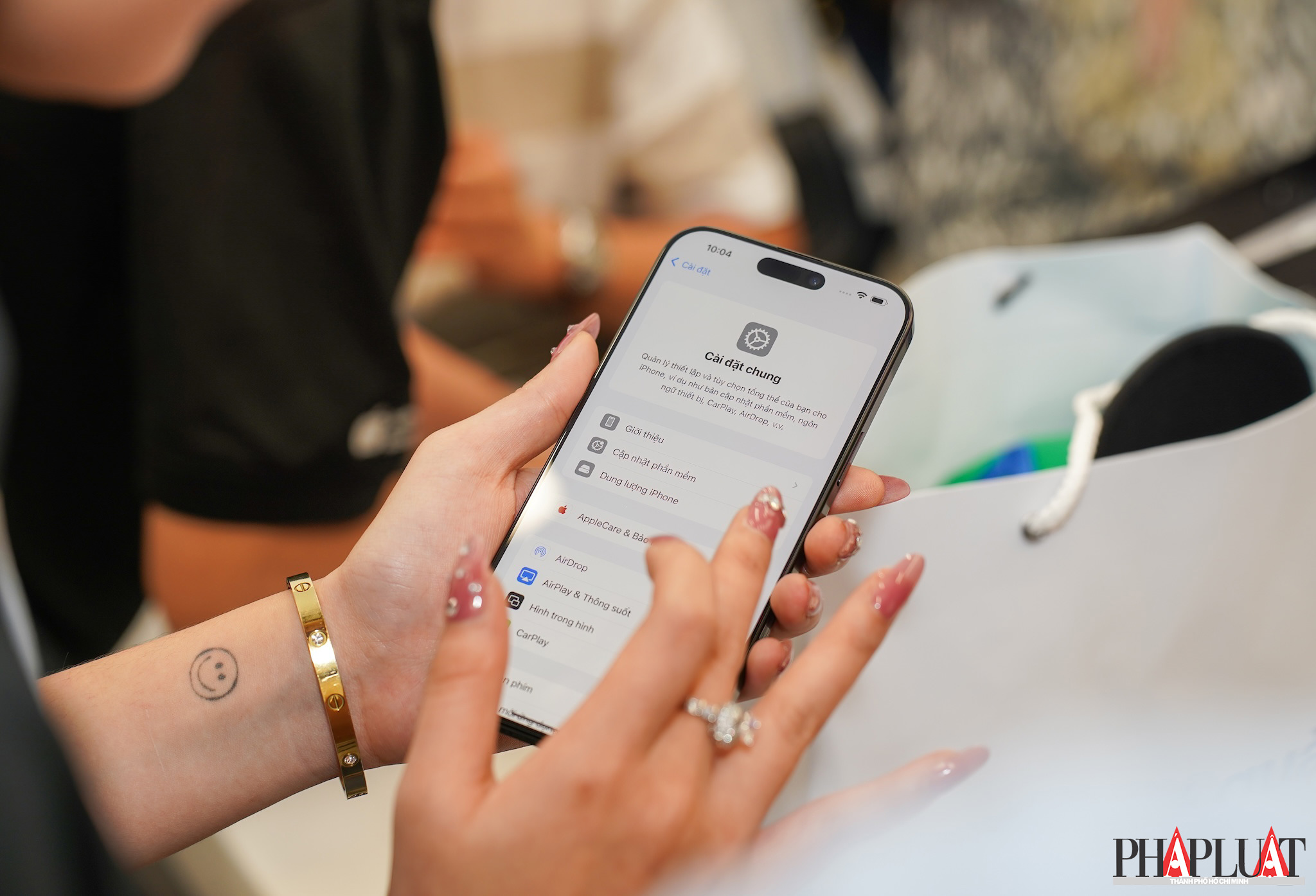 AI liệu có phải là lý do để người dùng nâng cấp iPhone mới. Ảnh: TIỂU MINH