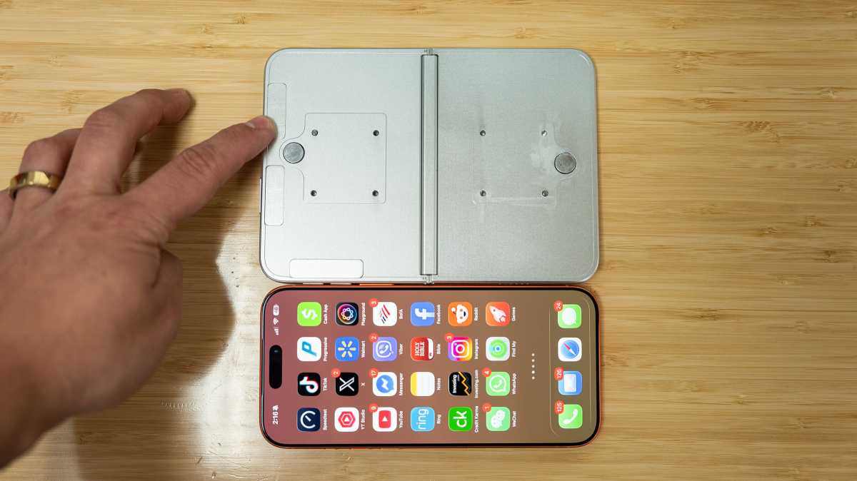 iphone-ultra-gap-3.jpg