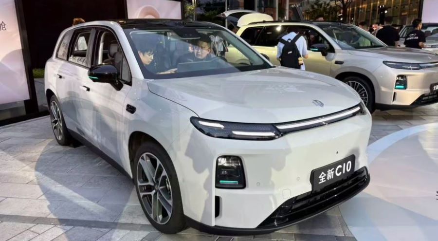 Xuất hiện chiếc ô tô điện tràn ngập công nghệ giá 486 triệu đồng