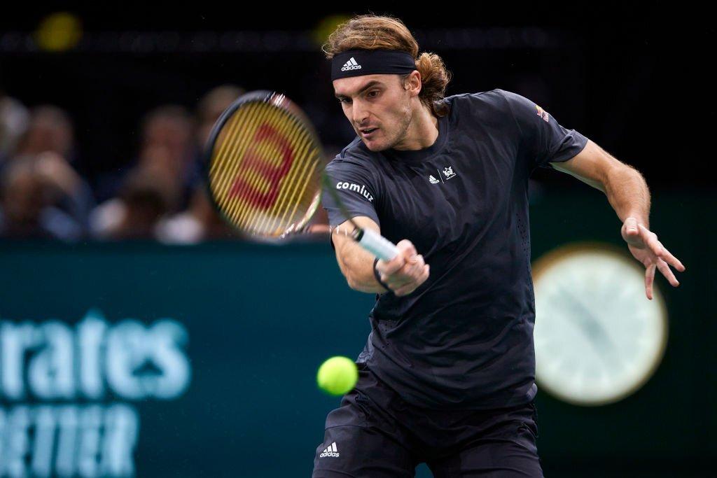 Tay vợt Tsitsipas
