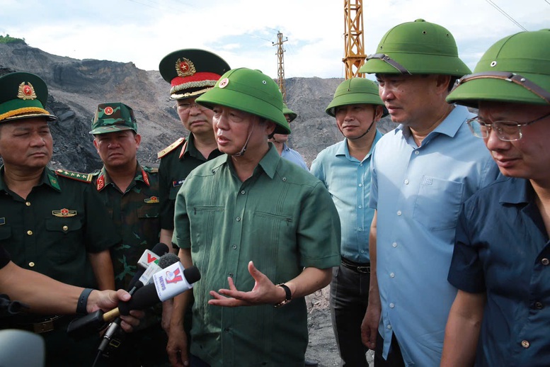 pho thu tuong tran hong ha.jpg