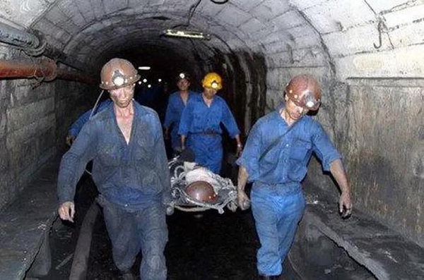 Quảng Ninh tiếp tục xảy ra tai nạn lao động, một thợ mỏ ngạt khí, tử vong