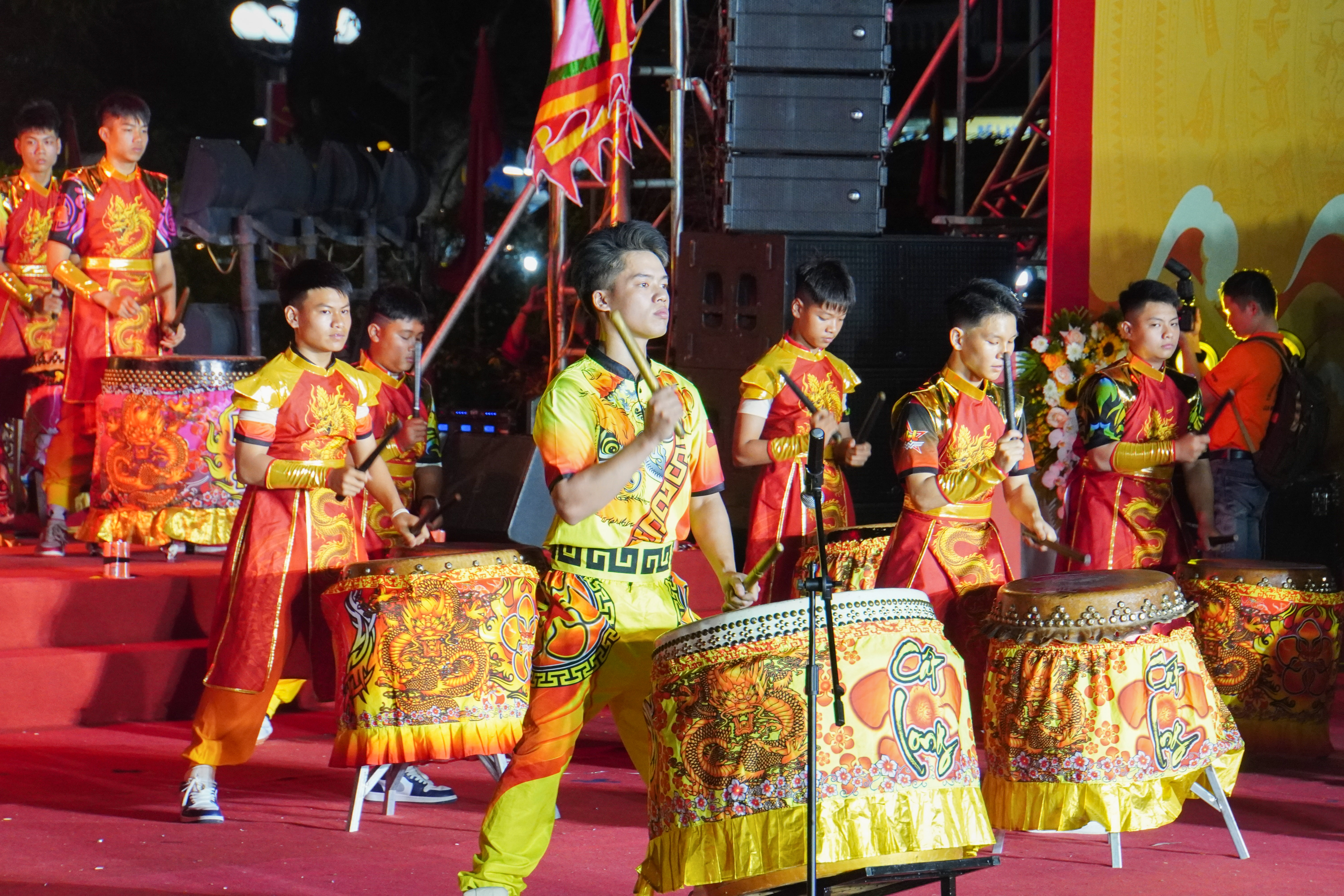 hai-phong-khai-mac-le-hoi-truyen-thong-nu-tuong-le-chan-nam-2026-7.JPG