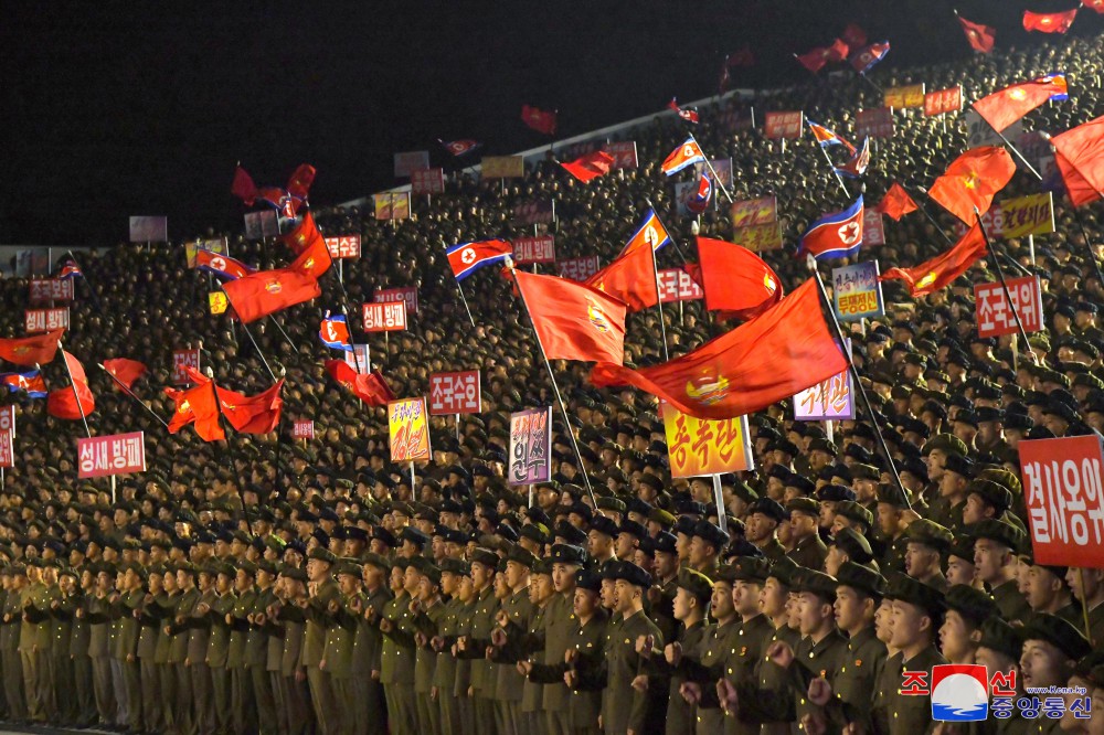 Hơn 1,4 triệu thanh niên Triều Tiên đã đăng ký gia nhập hoặc quay trở lại quân đội. Ảnh: KCNA
