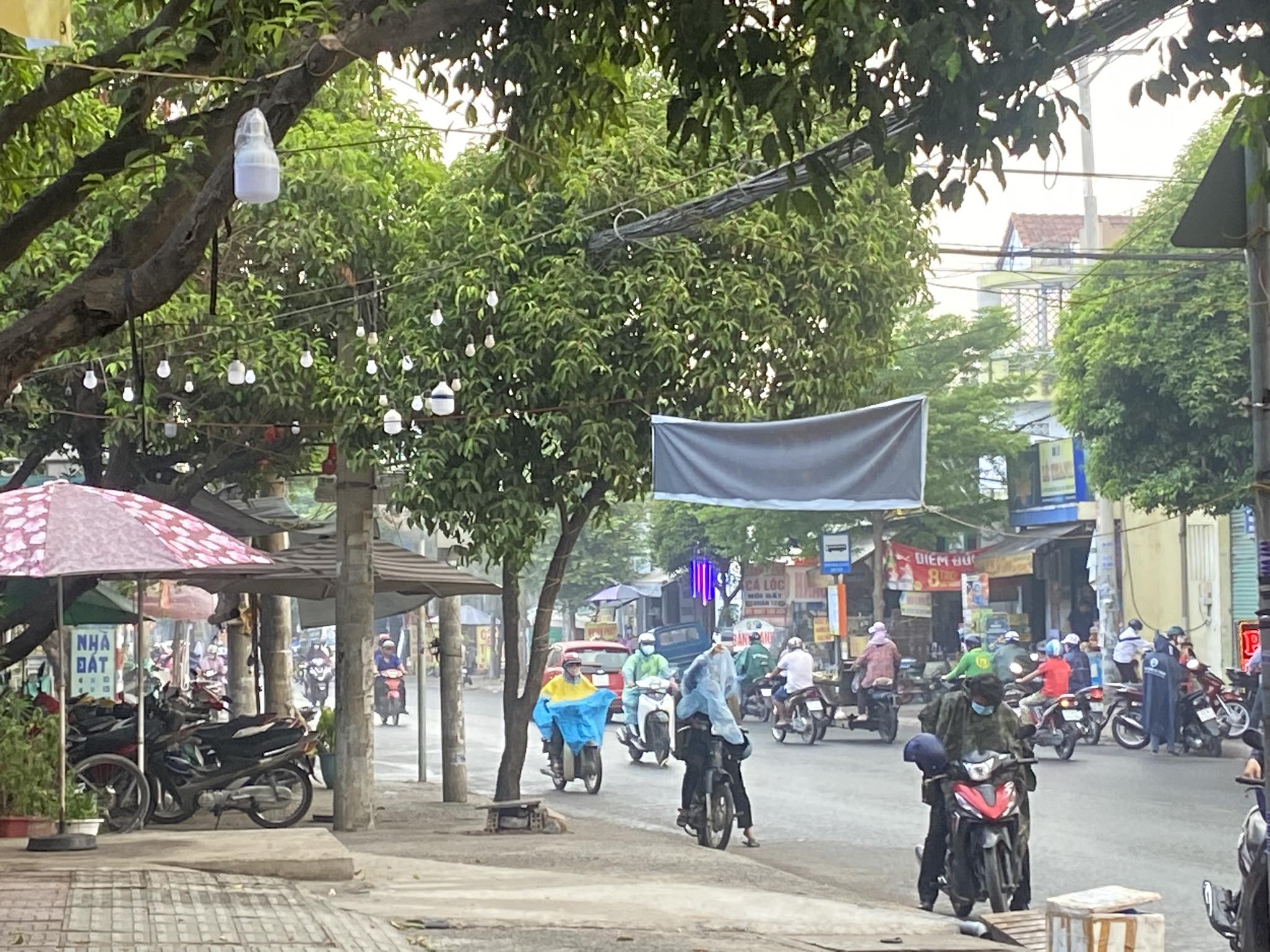 mua o quan 12 2.jpg