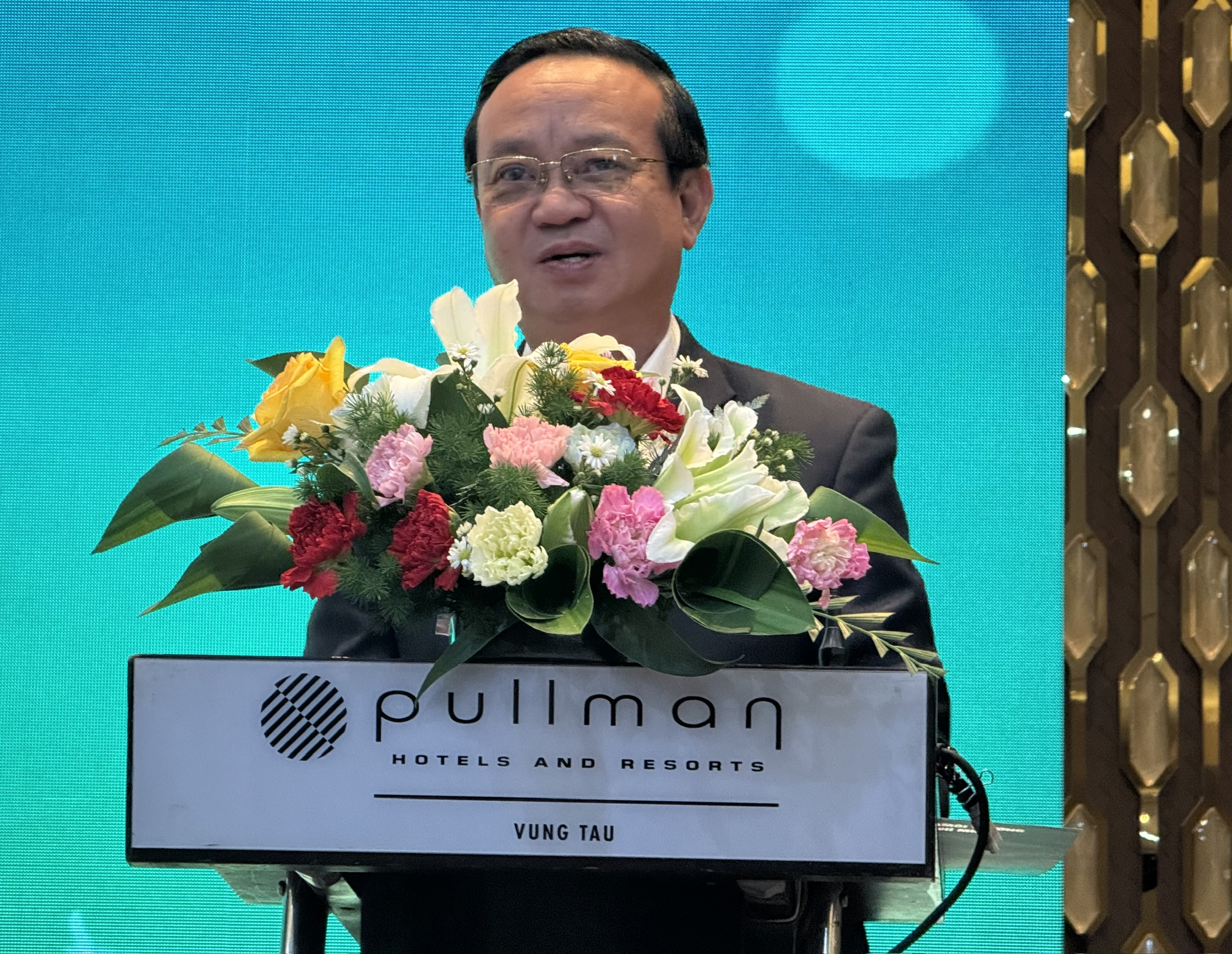 ông Bùi Minh Thạnh_hội nghị tài nguyên môi trường đất đai.jpg