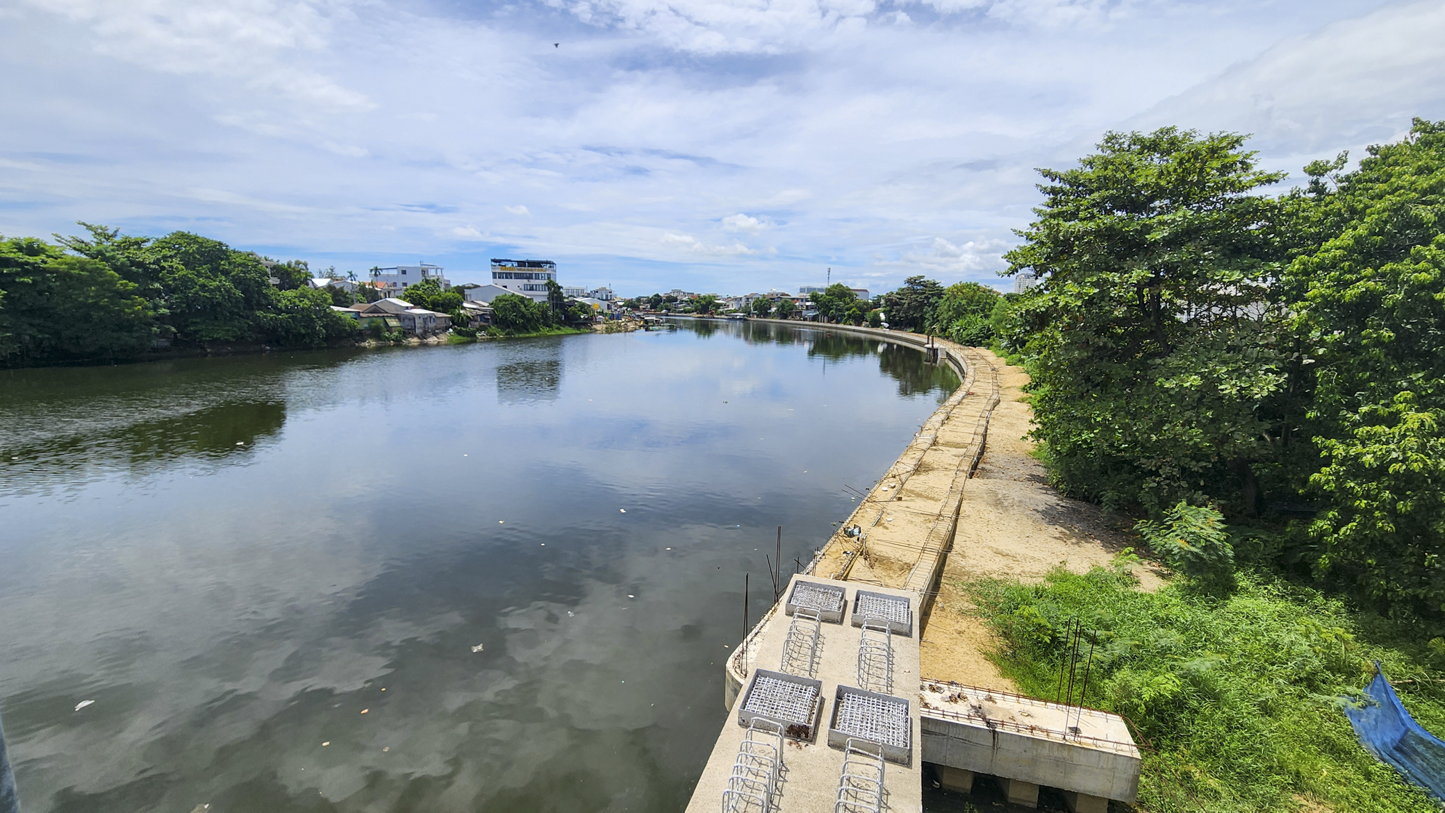 duong-di-bo-o-hue-17.jpg