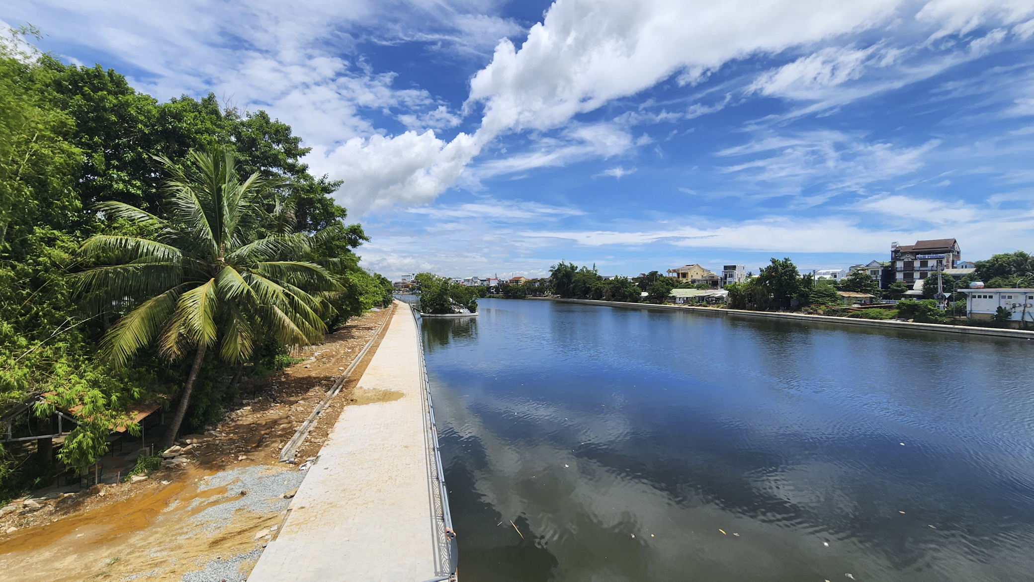 duong-di-bo-o-hue-25.jpg