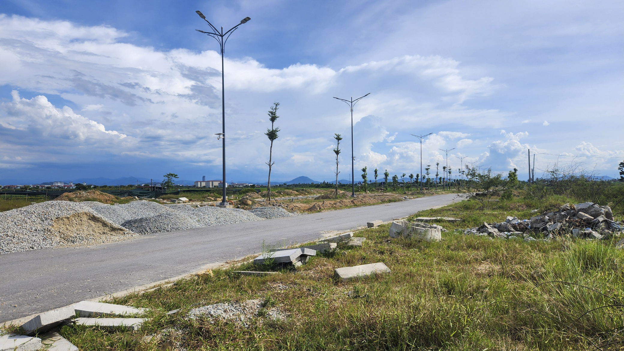 6-nam-chua-xong-4km-duong-20.jpg