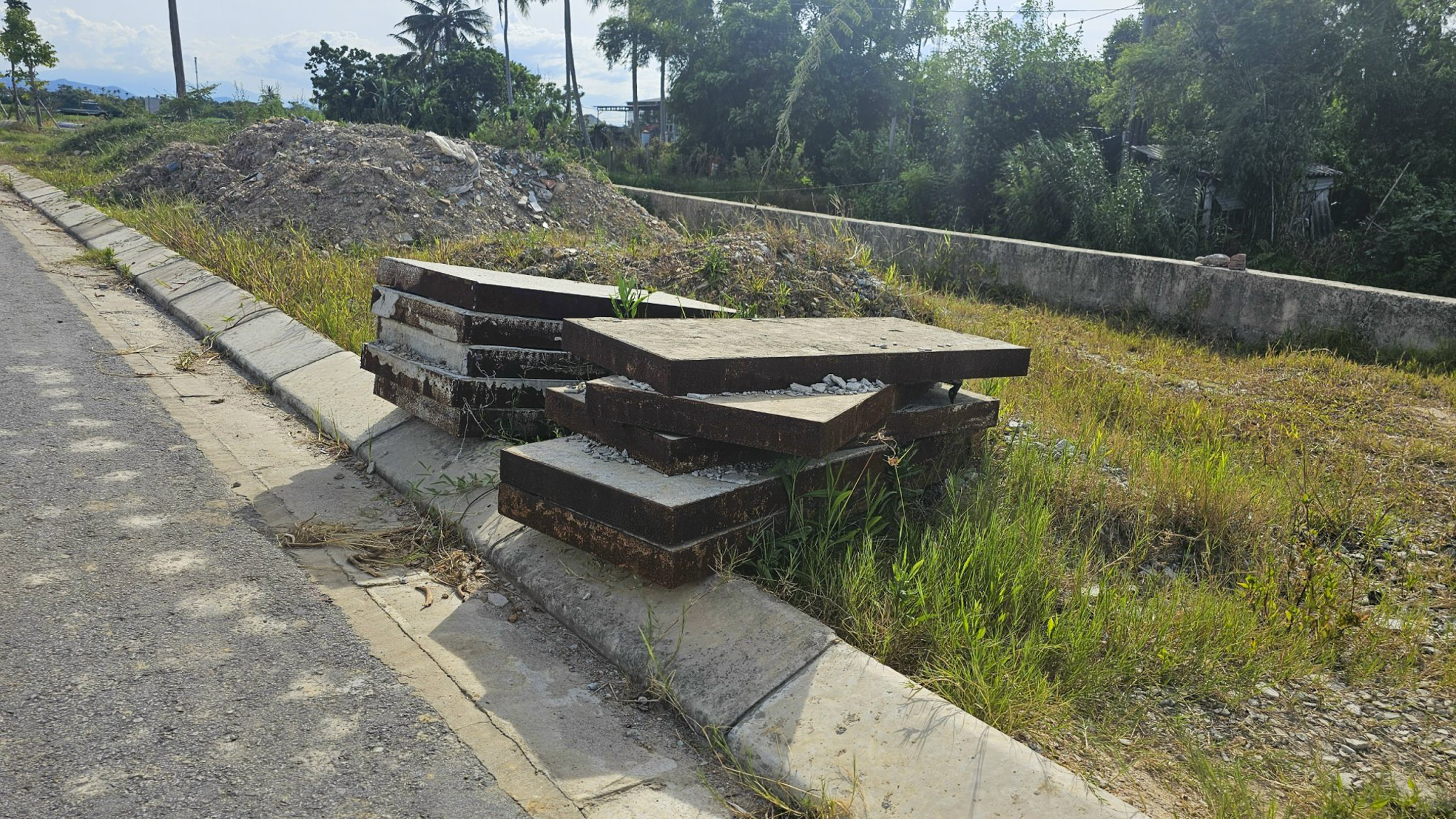 6-nam-chua-xong-4km-duong-8.jpg