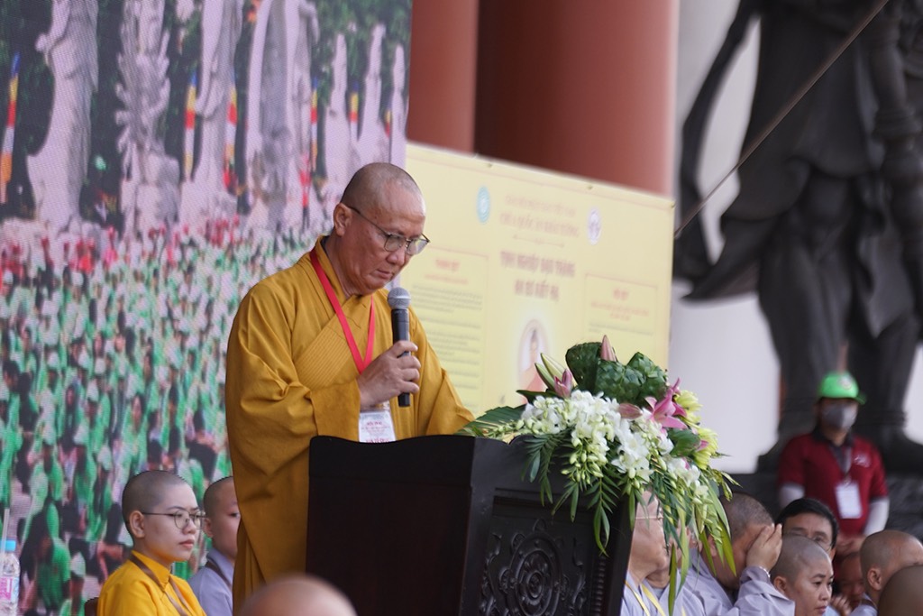 hoi-trai-tuoi-tre-va-phat-giao.jpg