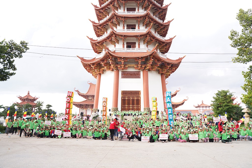 hoi-trai-tuoi-tre-va-phat-giao4.jpg