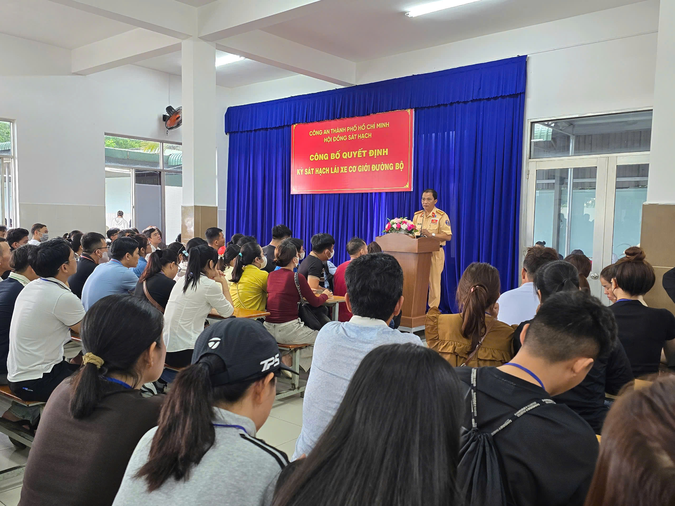 giay-phep-lai-xe-csgt.jpg