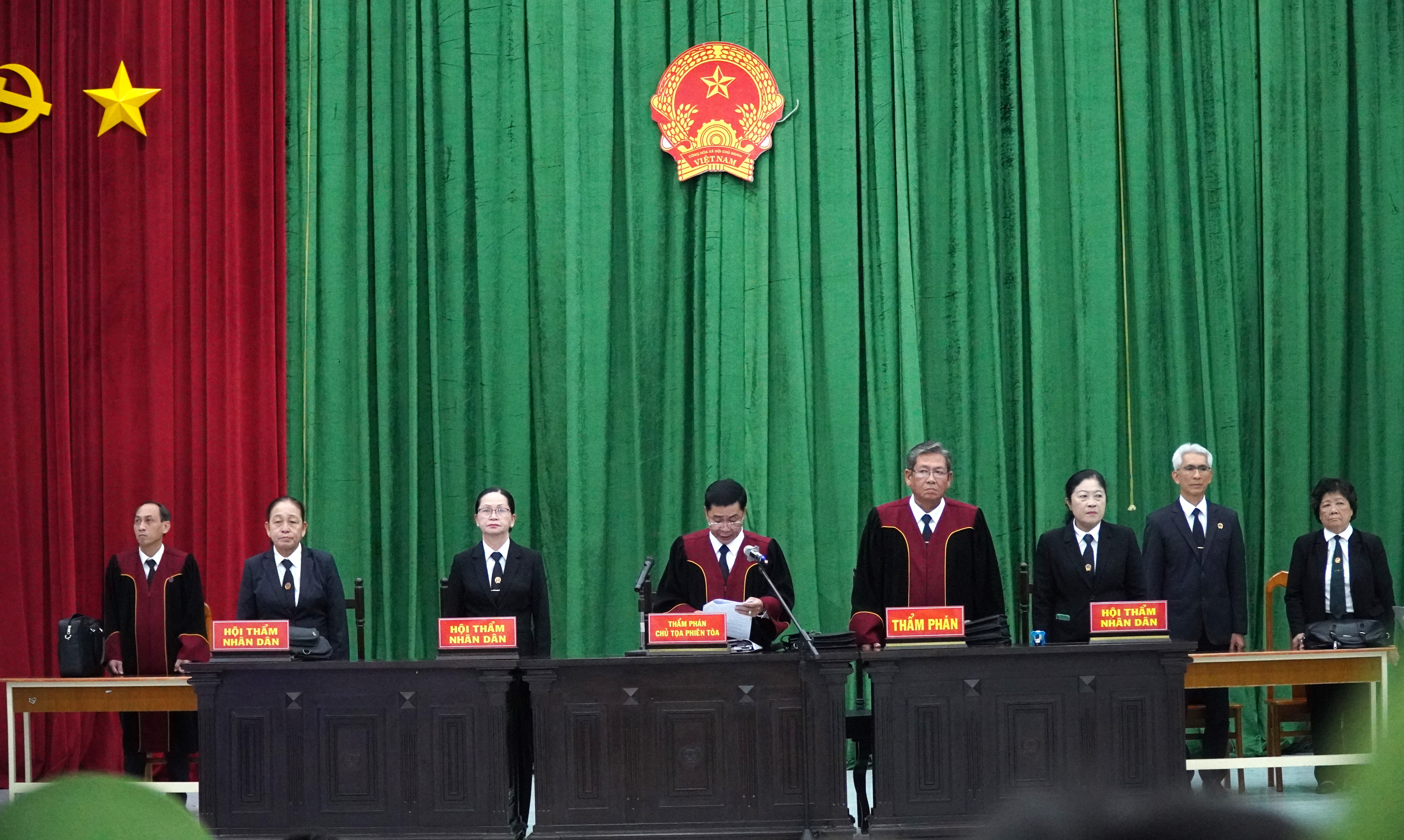 Đoi-no-thue-cong-ty-Phap-Viet (1).JPG