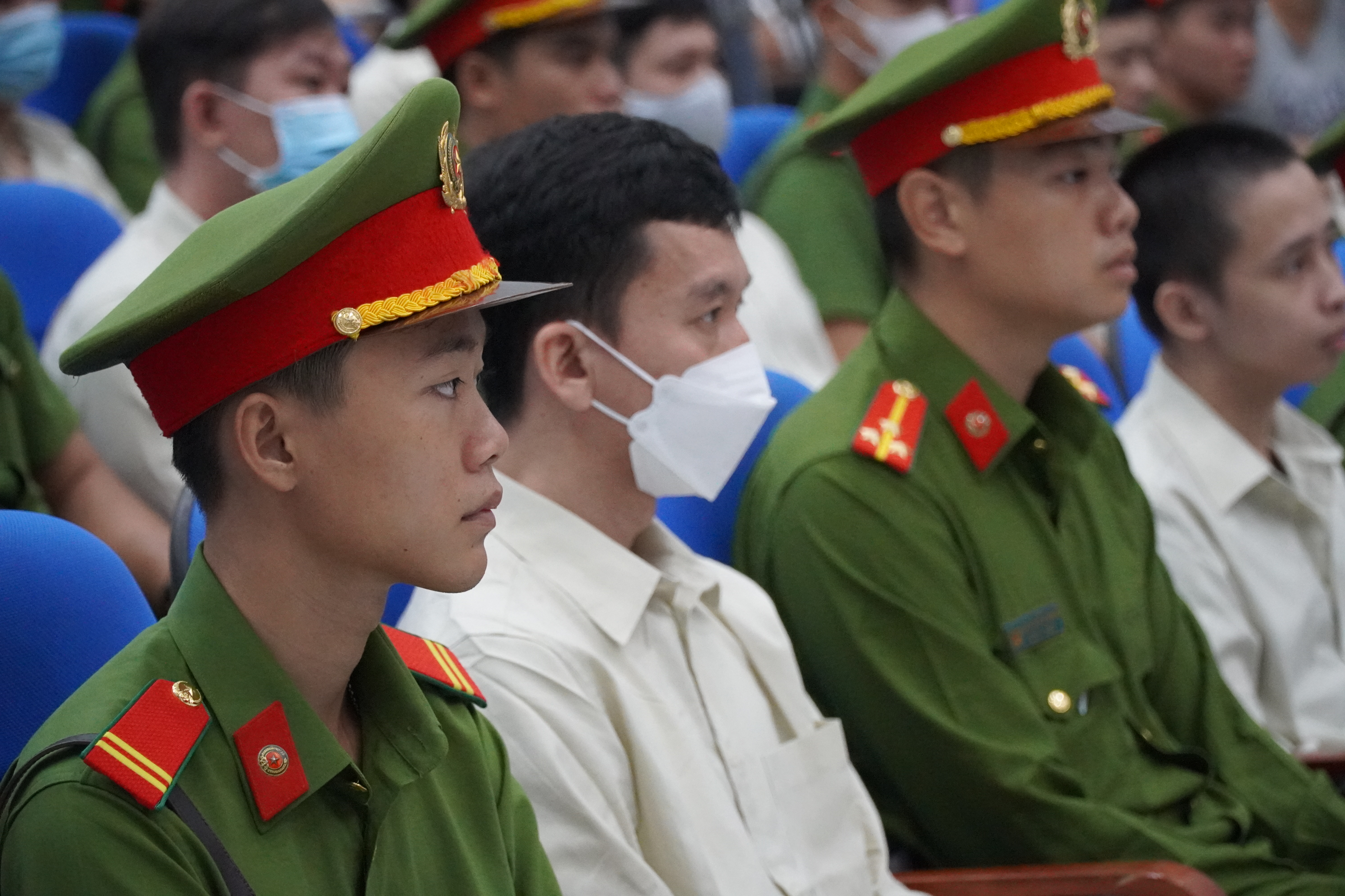 Tiền Giang: Xét xử vụ 111 bị cáo vụ Công ty Luật TNHH Pháp Việt “khủng bố” đòi nợ thuê
