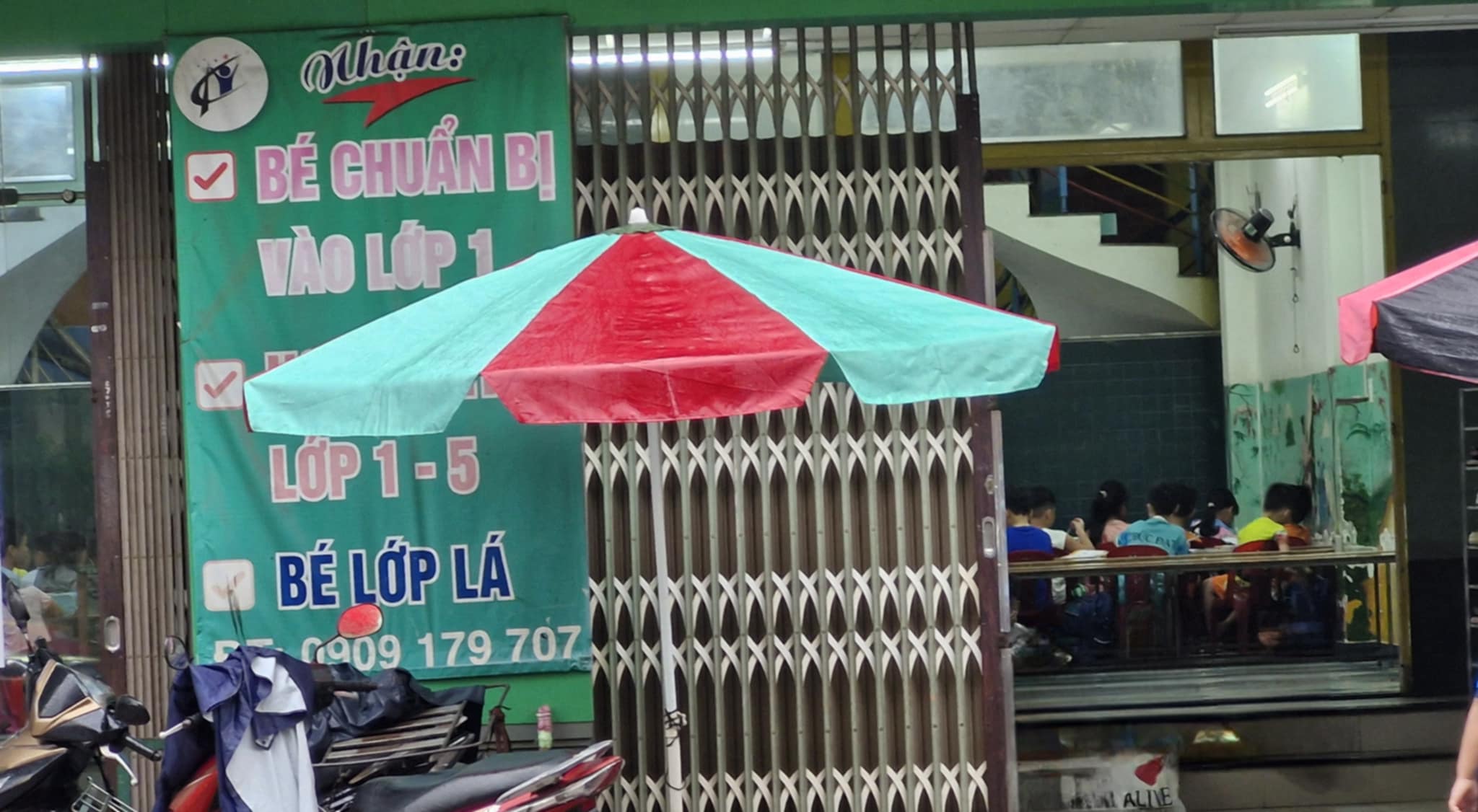 bán trú vệ tinh