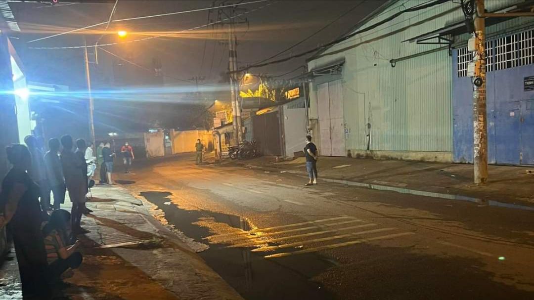 Công an điều tra vụ người đàn ông tử vong, trên người có vết bánh xe ở Hóc Môn