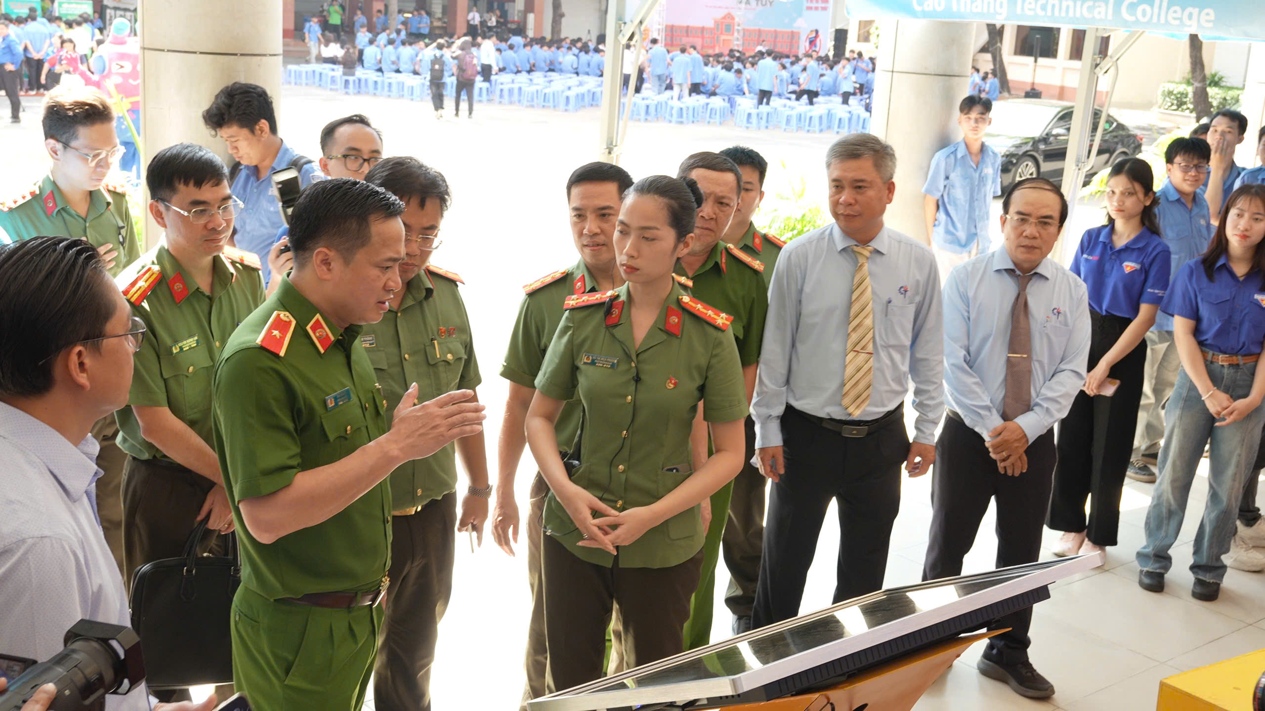 Thiếu tướng Mai Hoàng: “Ma túy đang len lỏi vào giảng đường đại học”