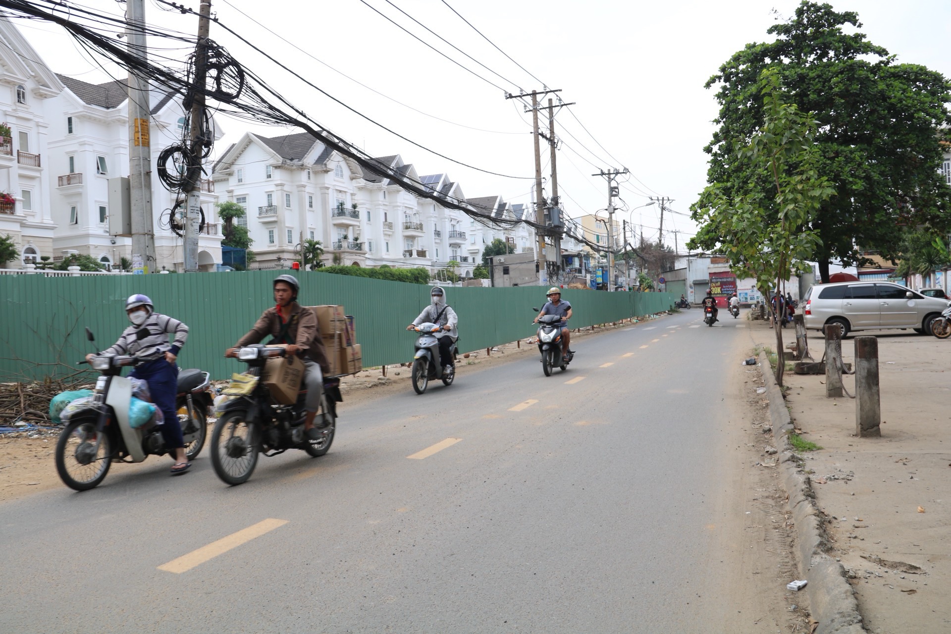 Sớm hoàn thiện xây dựng vị trí việc làm, triển khai cải cách tiền lương