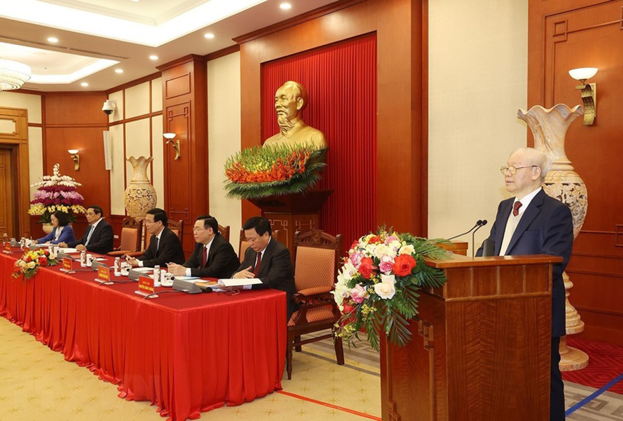 tong-bi-thu-tieu-ban-van-kien-dai-hoi-14-7.jpg