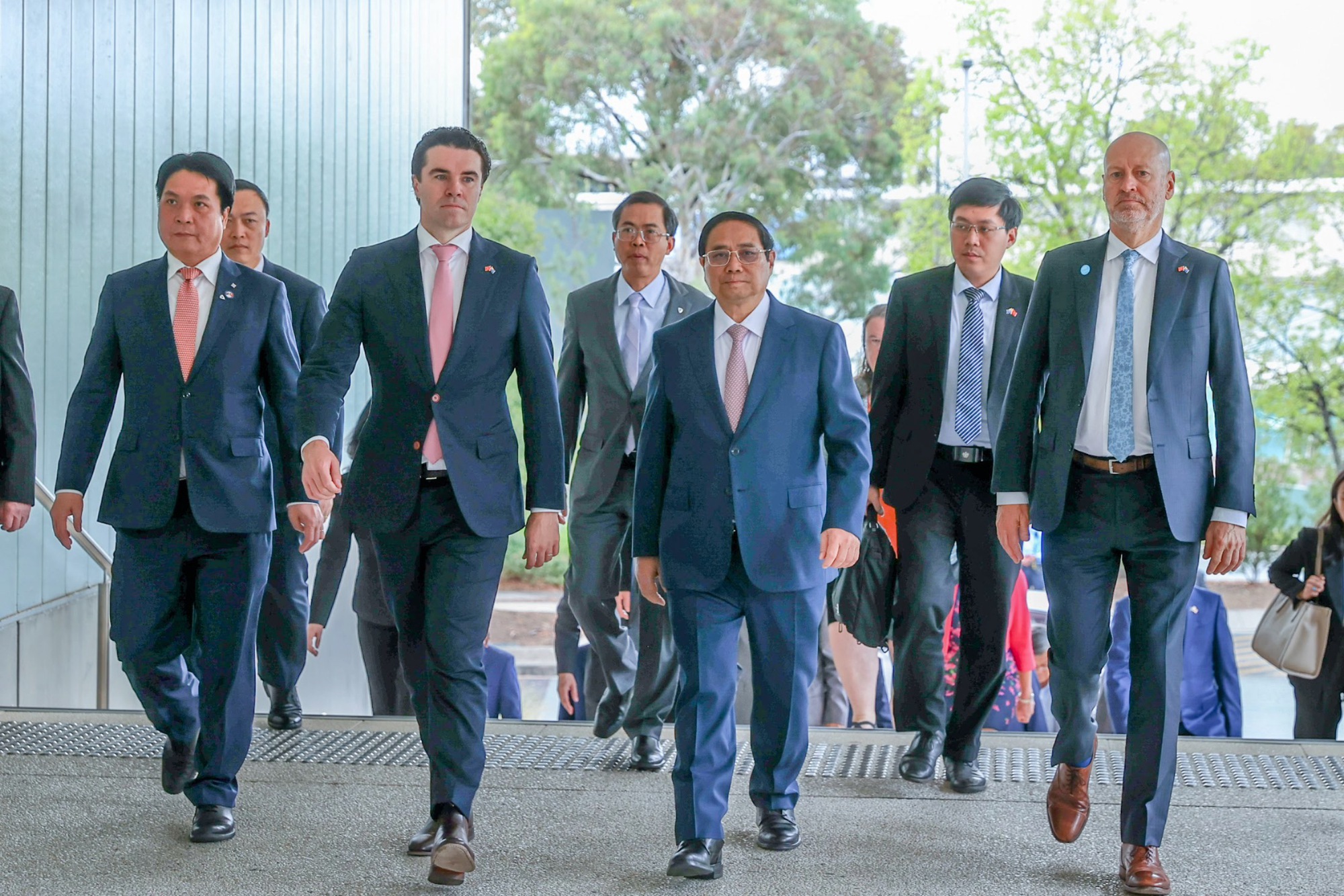 thu-tuong-pham-minh-chinh-gap-to-chuc-khoa-hoc-uc.jpeg