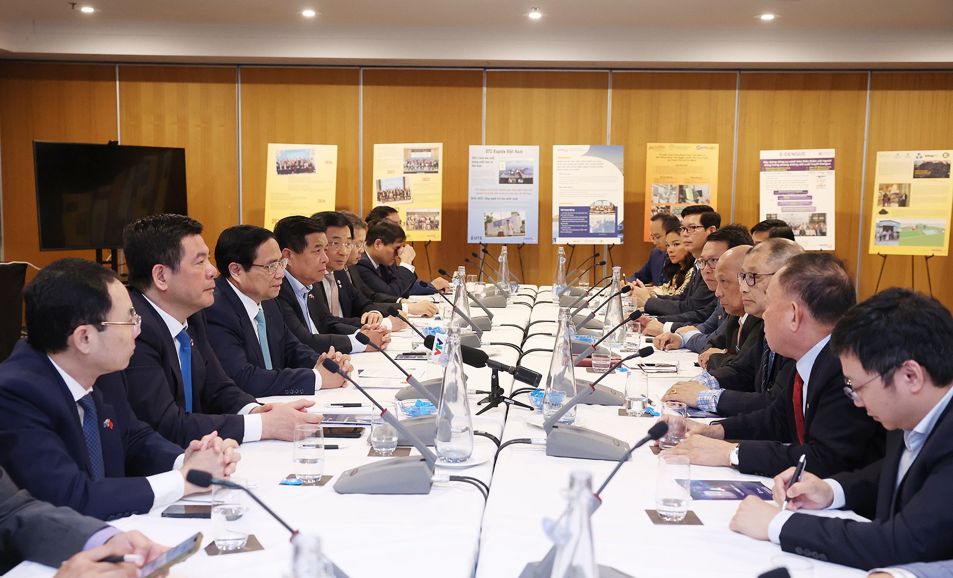thu-tuong-gap-doanh-nhan-1.jpg