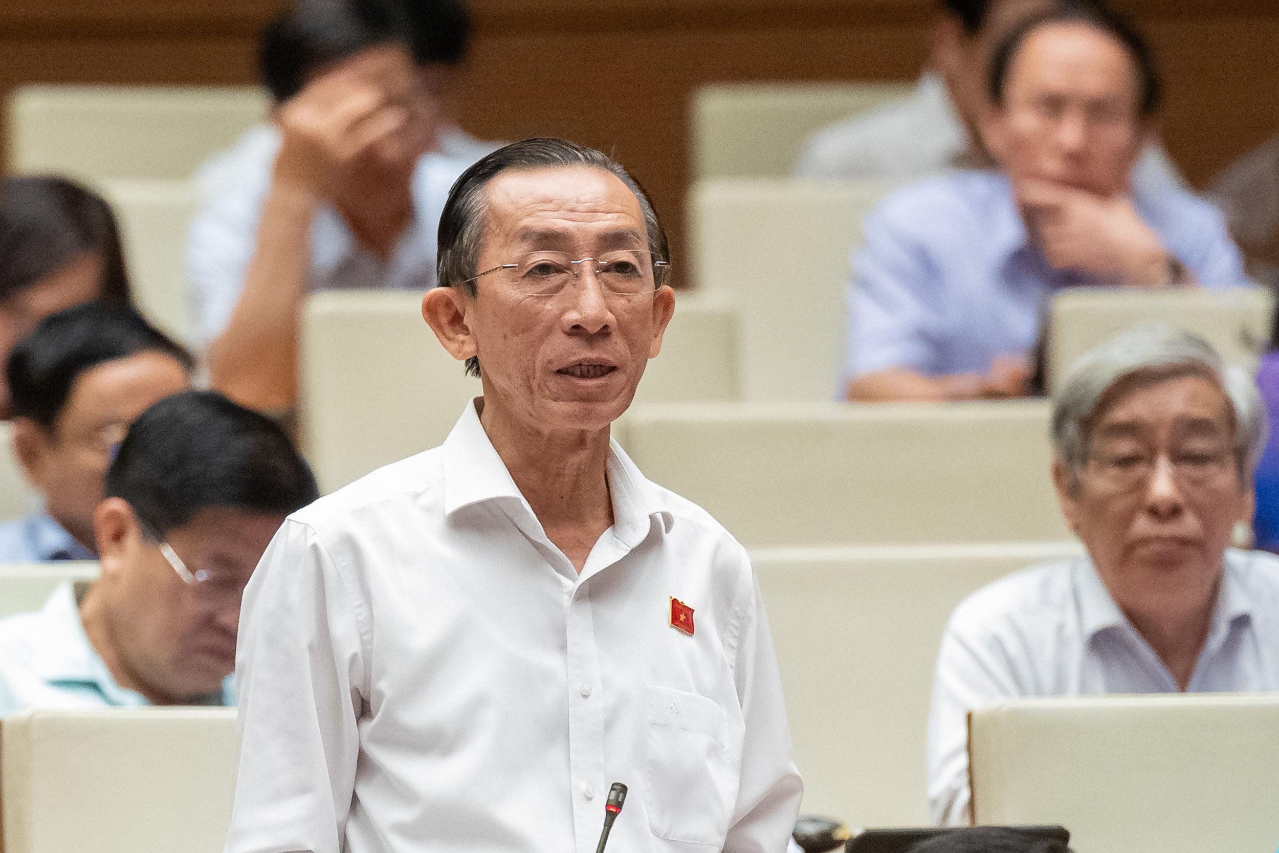 Đại biểu chỉ ra những nguyên nhân khiến giá vàng 'nhảy múa', kiến nghị sớm sửa Nghị định 24